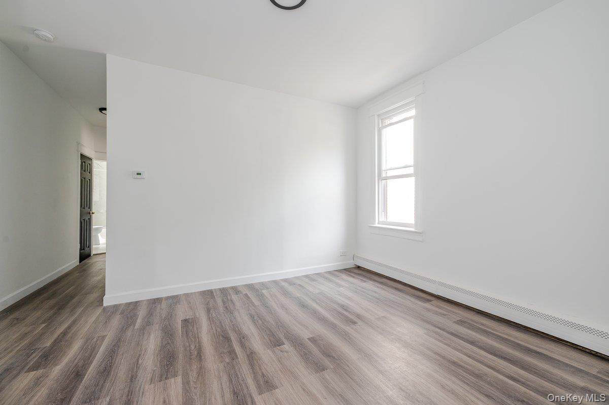 #4 photo, 573 Minnieford Avenue, ブロンクス区 Bronx , NY 10464