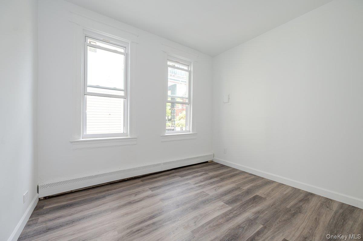 #7 photo, 573 Minnieford Avenue, ブロンクス区 Bronx , NY 10464