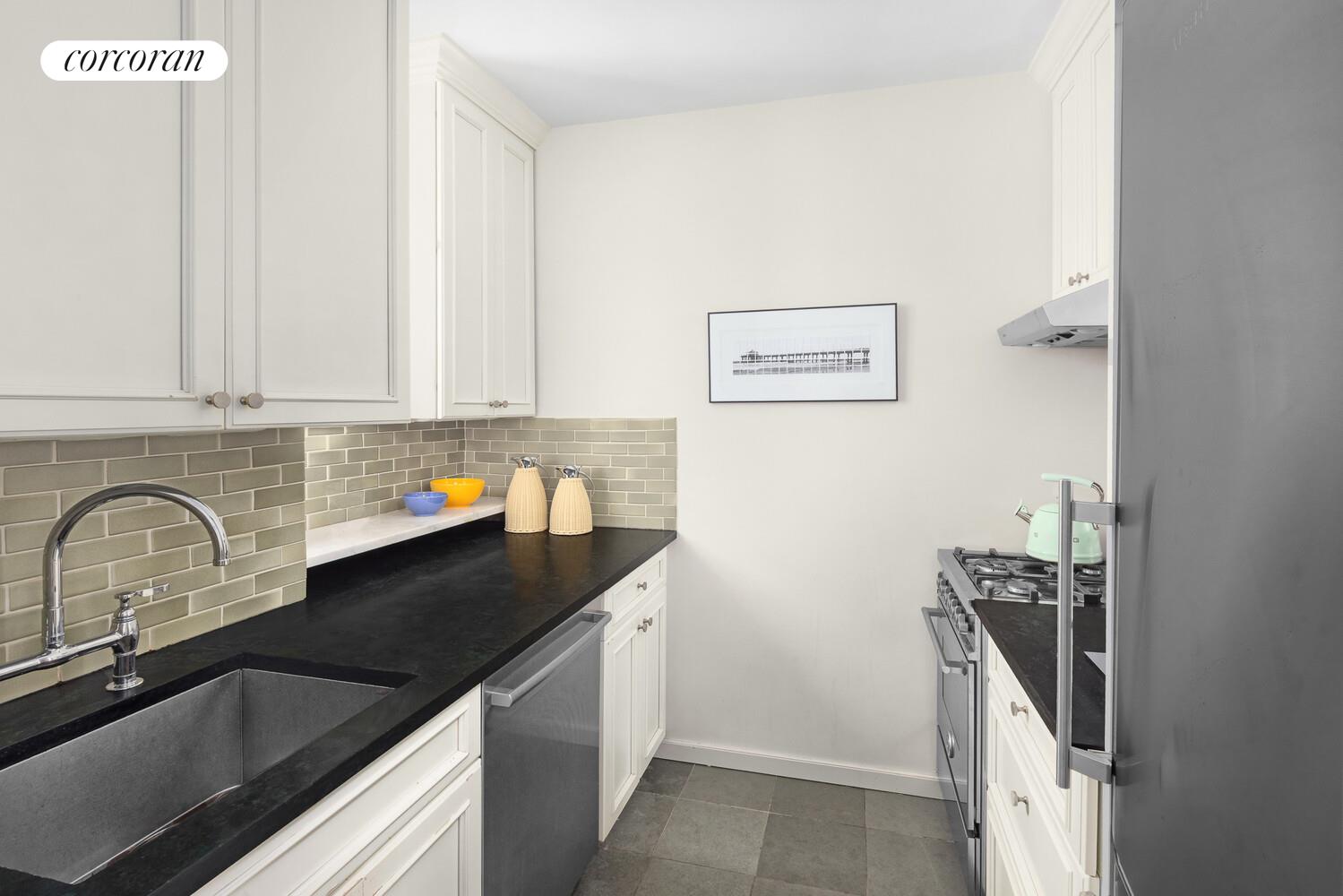 #3 photo, 45 W 11TH Street, マンハッタン Greenwich Village , NY 10011