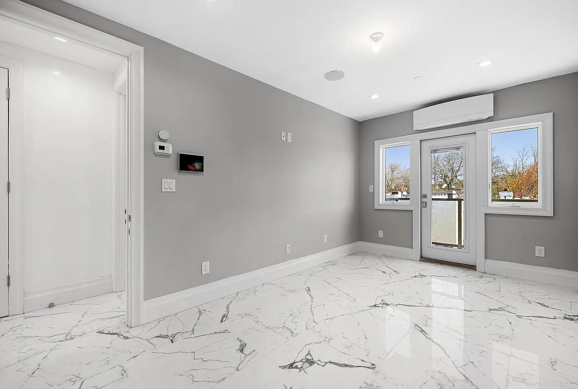 #10 photo, 1333 E 14TH Street, ブルックリン区 Midwood , NY 11230