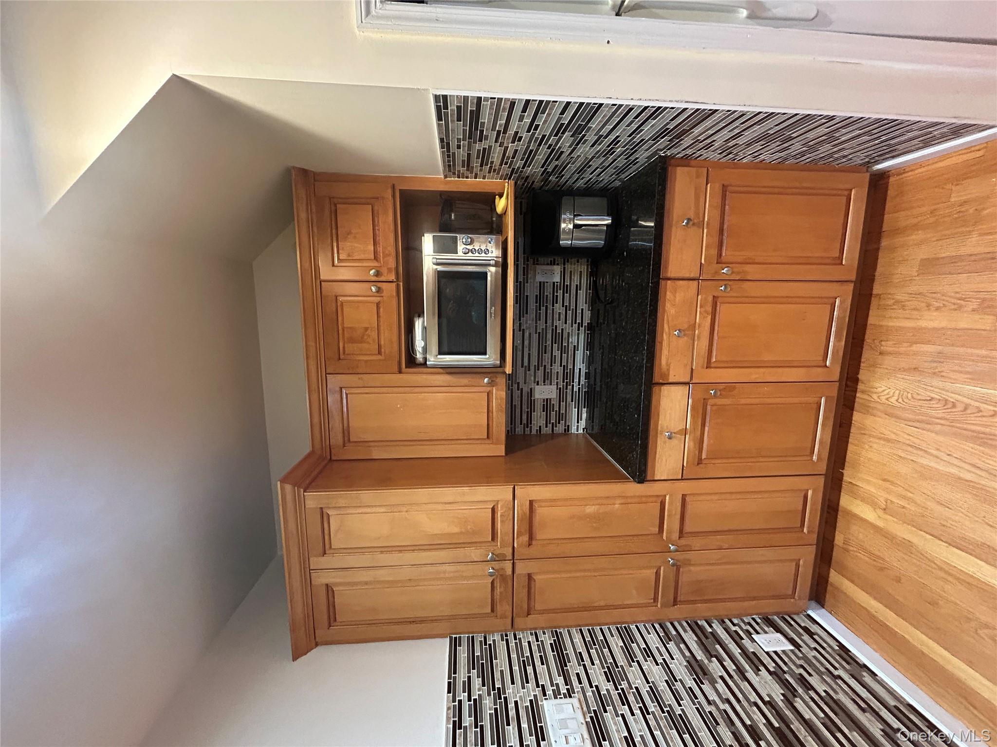 #14 photo, 100 Broad Street, ナッソー郡 Williston Park , NY 11596