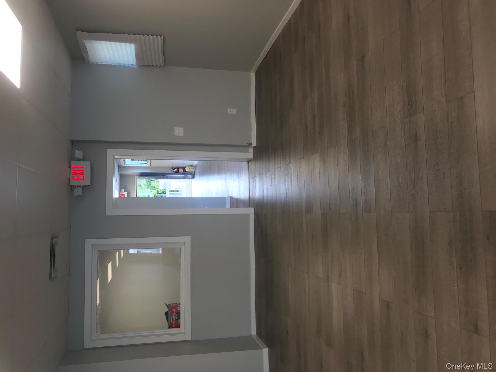 #10 photo, 632 RTE 25A, サフォーク郡 Rocky Point , NY 11778