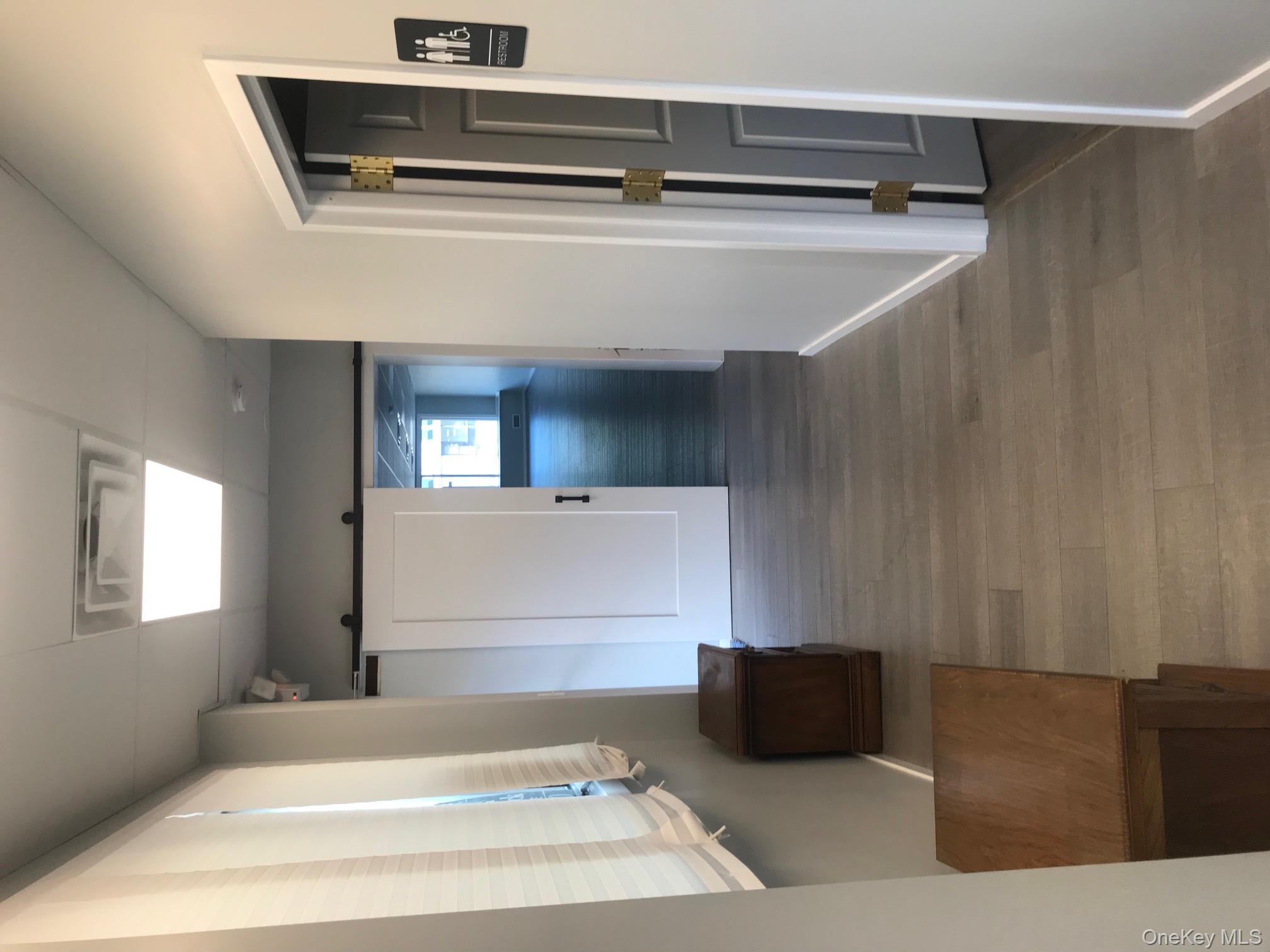 #8 photo, 632 RTE 25A, サフォーク郡 Rocky Point , NY 11778