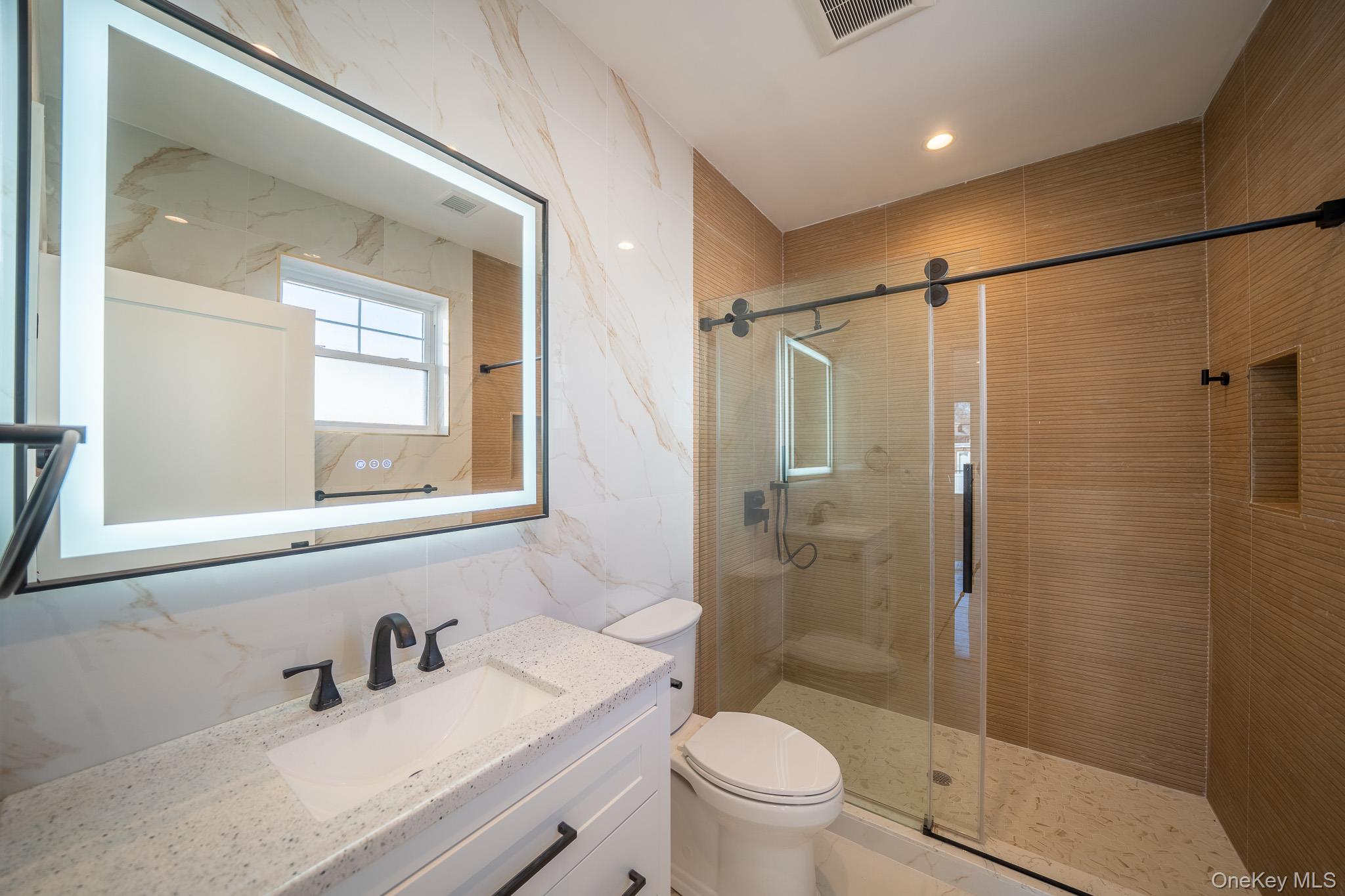 #20 photo, 957 Dana Avenue, Valley Stream , NY 11580