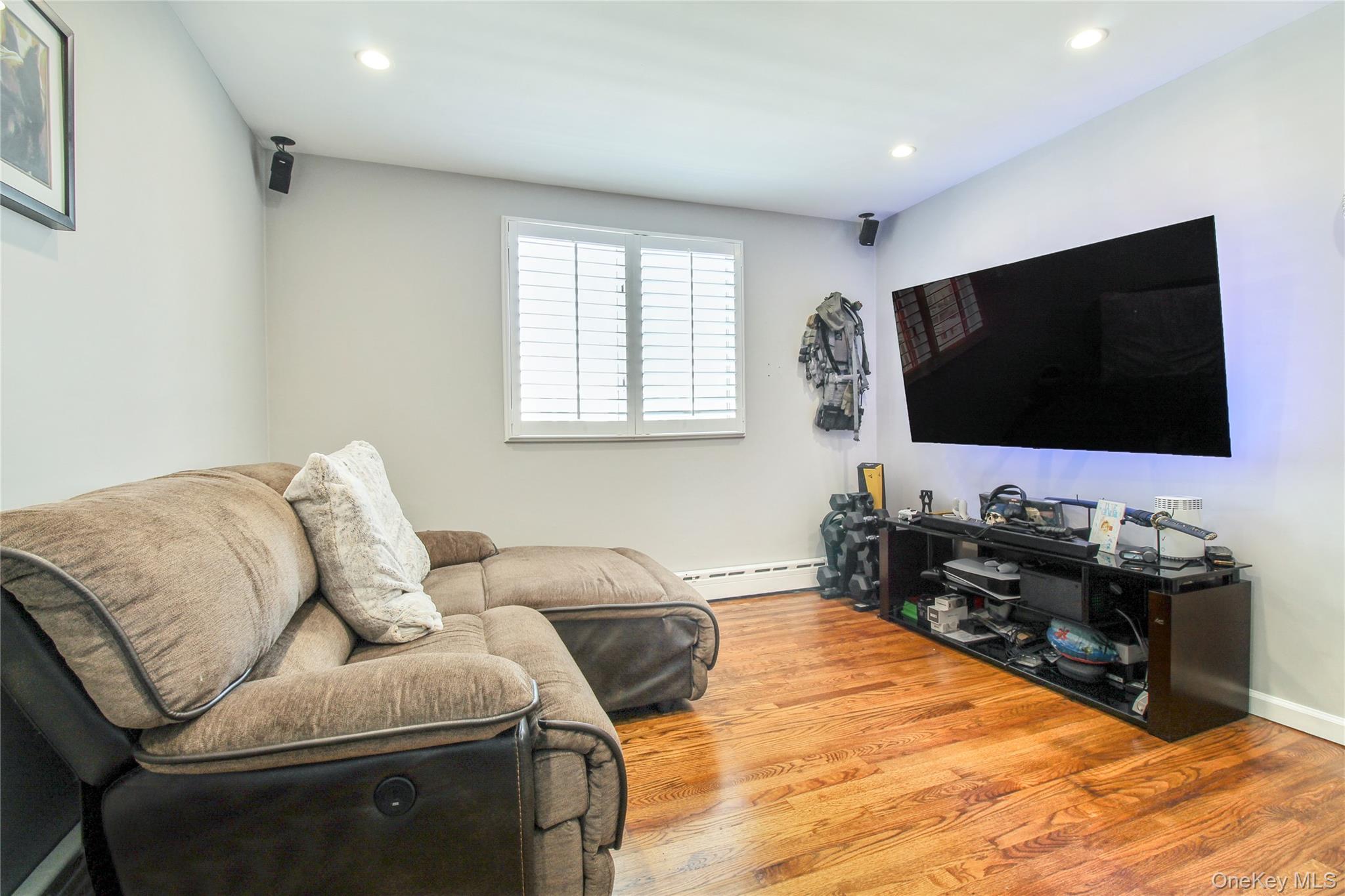 #17 photo, 2775 Barbara Road, ナッソー郡 Bellmore , NY 11710