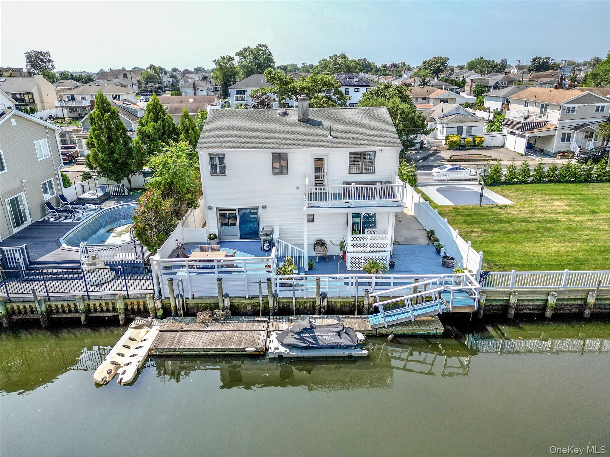 #3 photo, 2775 Barbara Road, ナッソー郡 Bellmore , NY 11710