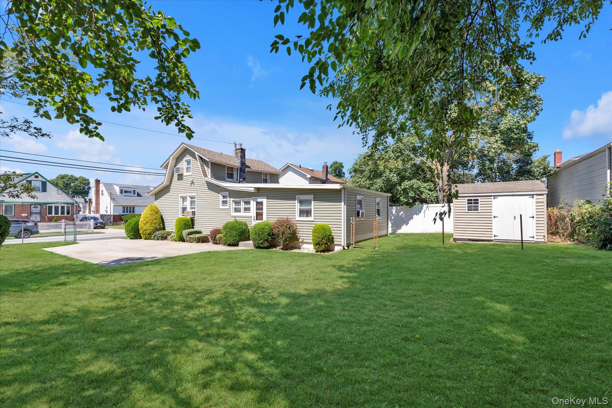 #12 photo, 103 Oakley Avenue, ナッソー郡 Elmont , NY 11003