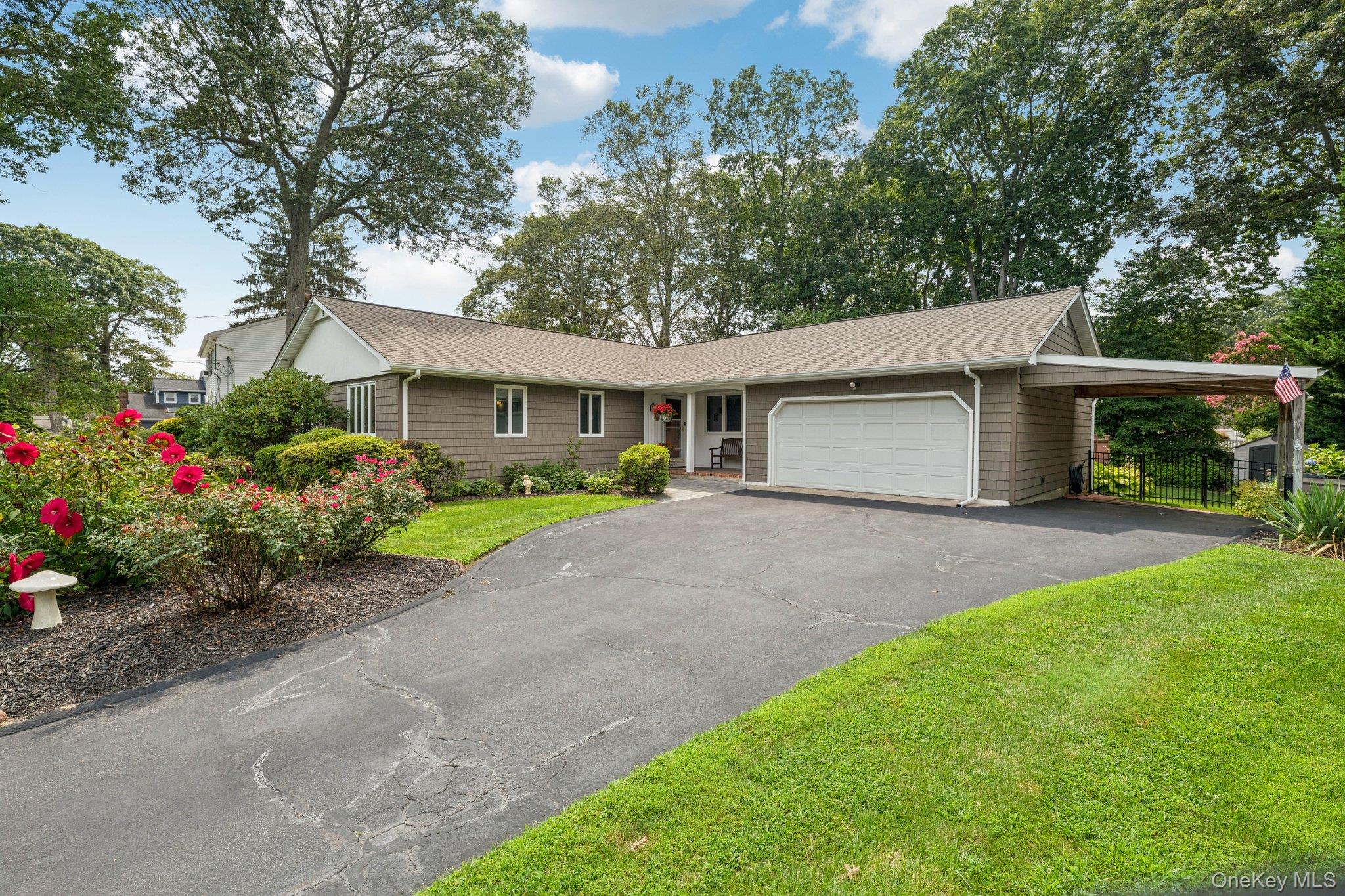 #1 photo, 27 Rustic Road, सफ़ोक काउंटी Miller Place , NY 11764