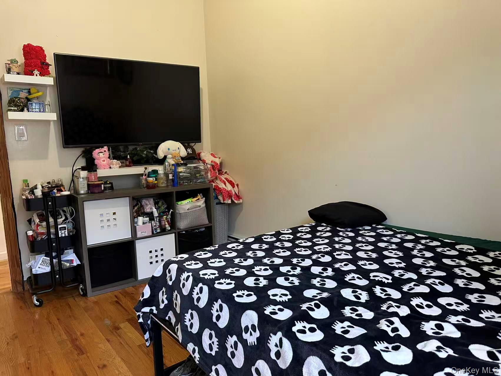 #7 photo, 80-29 57th Street, クイーンズ区 Glendale , NY 11385