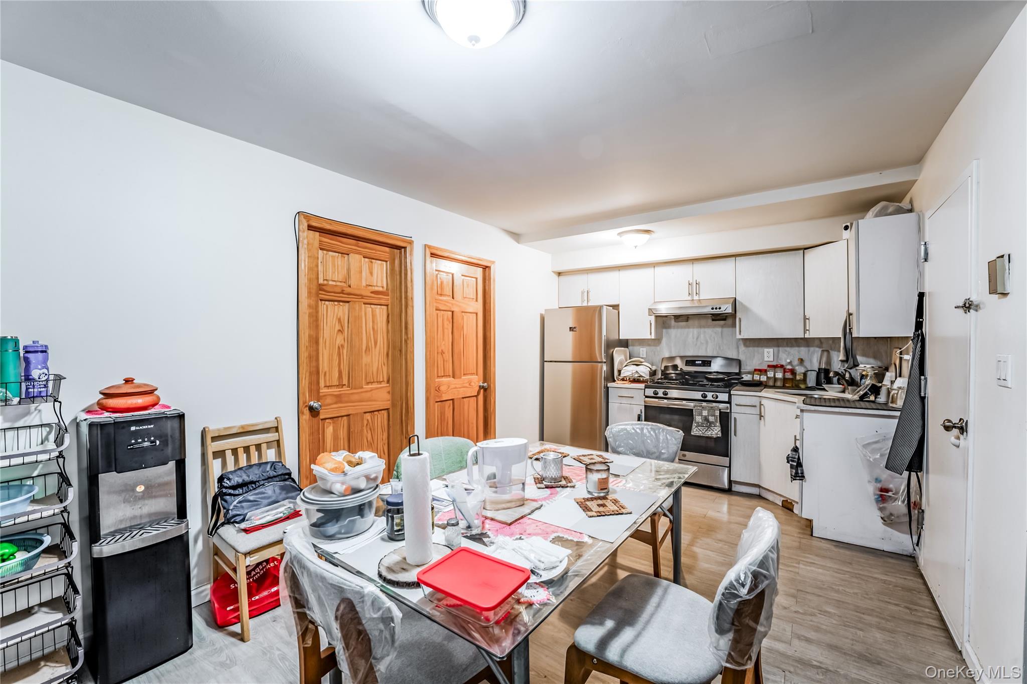 #14 photo, 1068 Pugsley Avenue, Bronx , NY 10472