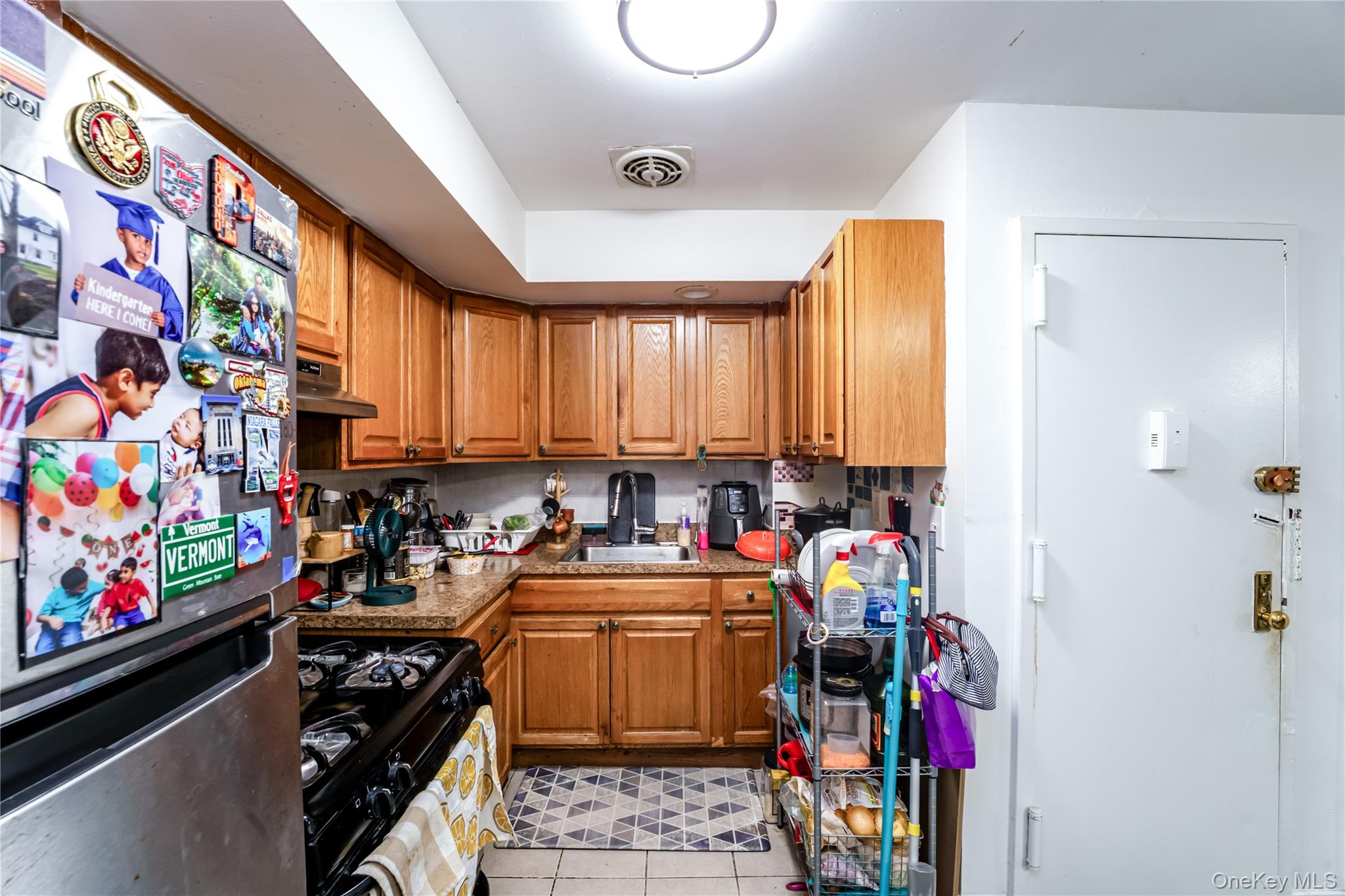 #7 photo, 1068 Pugsley Avenue, Bronx , NY 10472