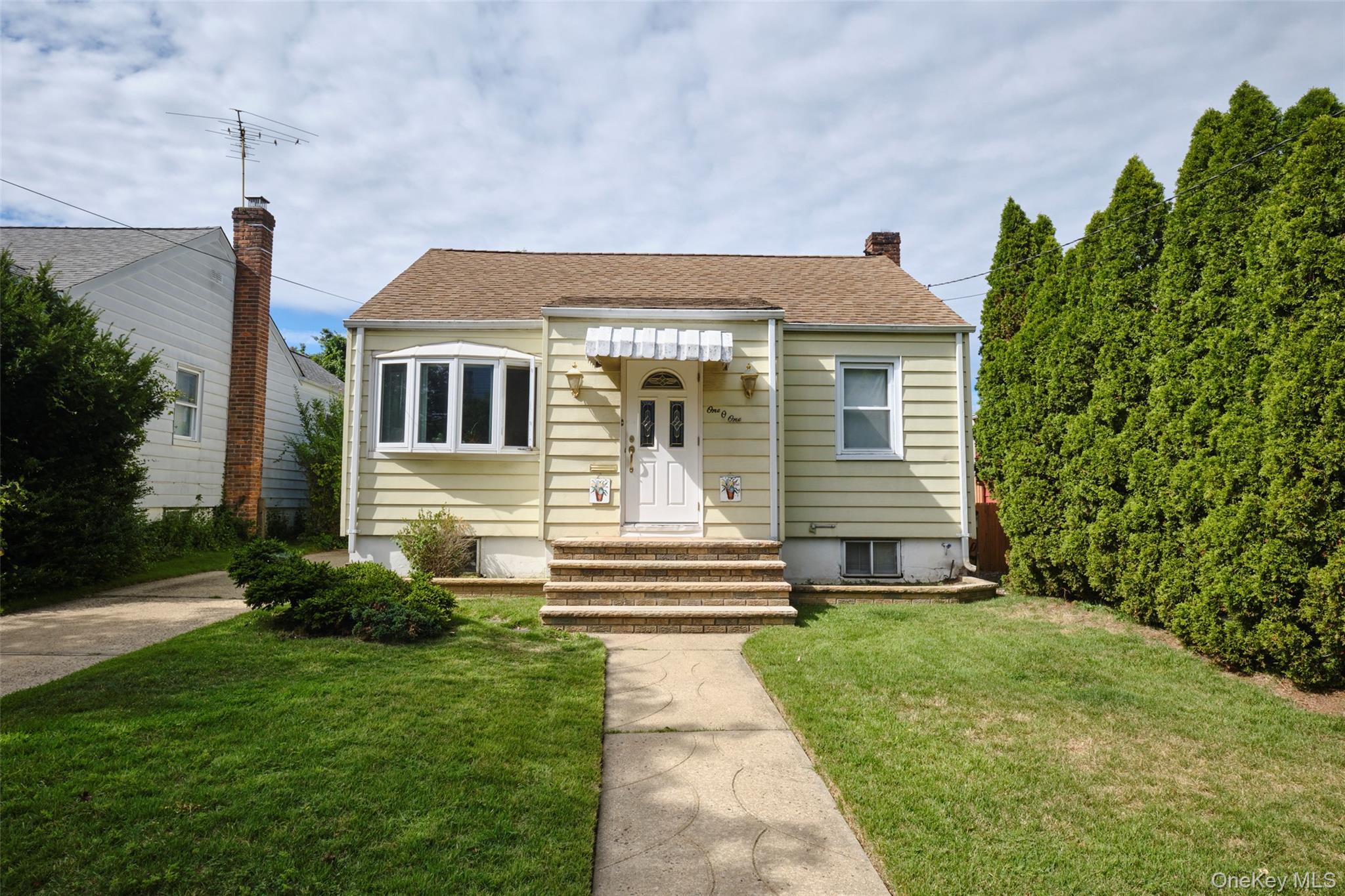 #1 photo, 101 Hampton Avenue, ナッソー郡 Albertson , NY 11507