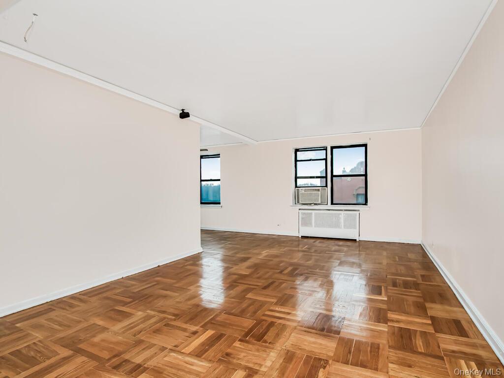 #4 photo, 101 Ellwood Avenue, Mount Vernon , NY 10552