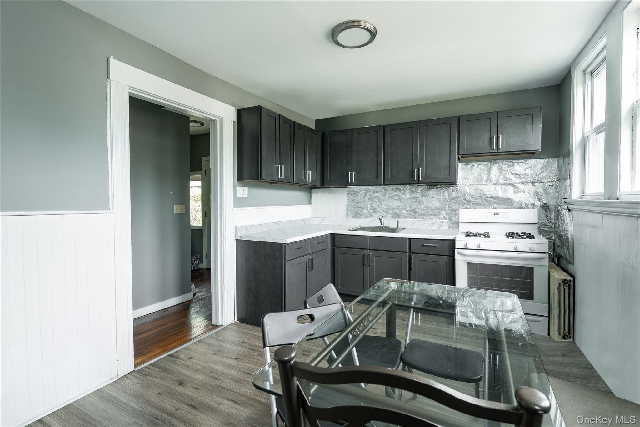 #4 photo, 172 Orange Avenue, Suffern , NY 10901