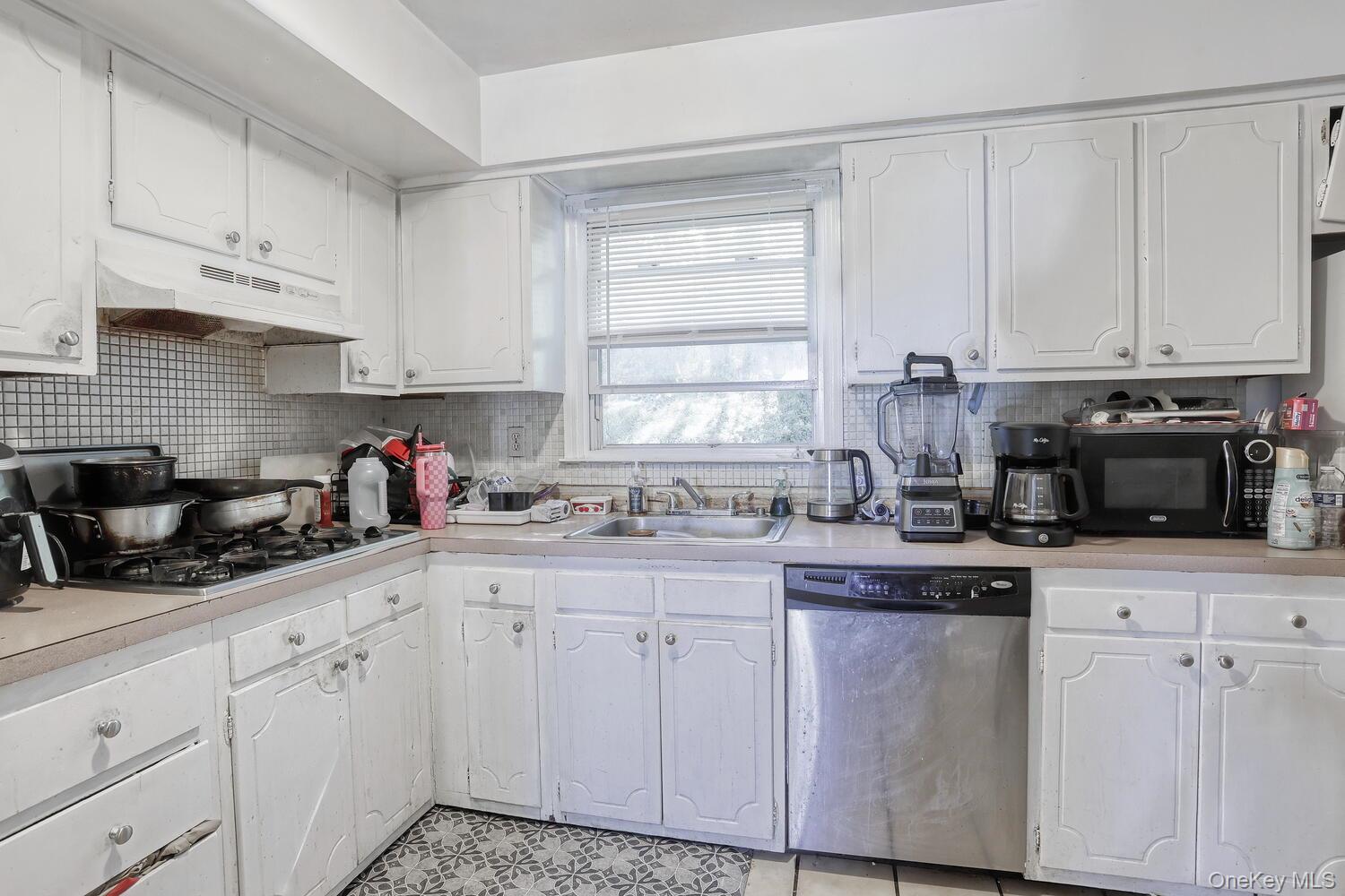 #11 photo, 14 Rock Drive, Valley Cottage , NY 10989