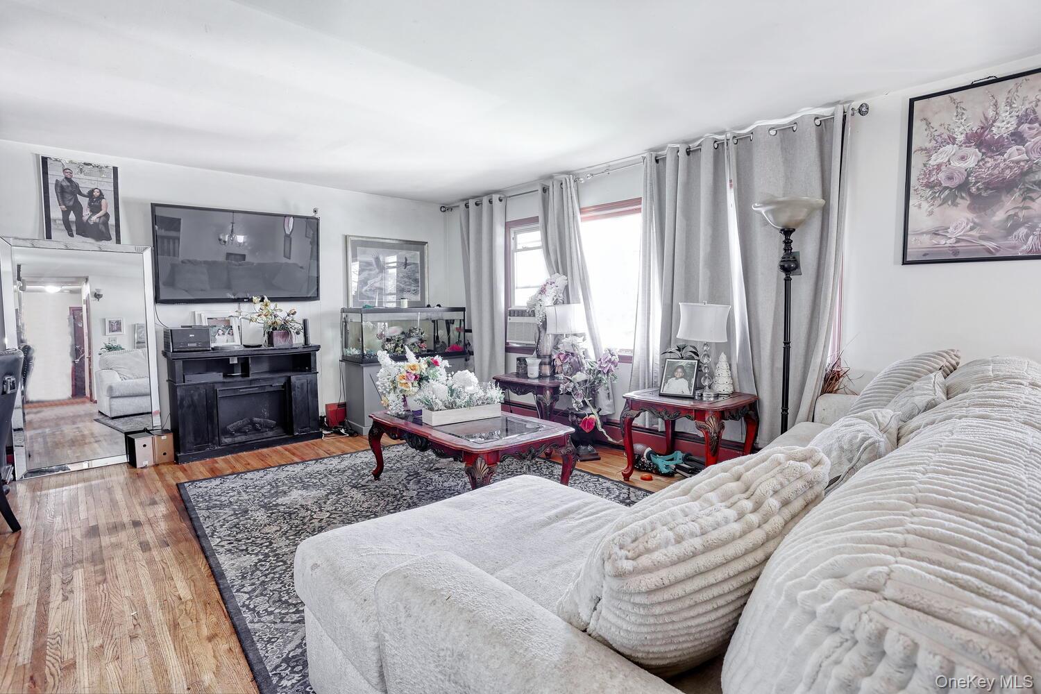 #4 photo, 14 Rock Drive, Valley Cottage , NY 10989