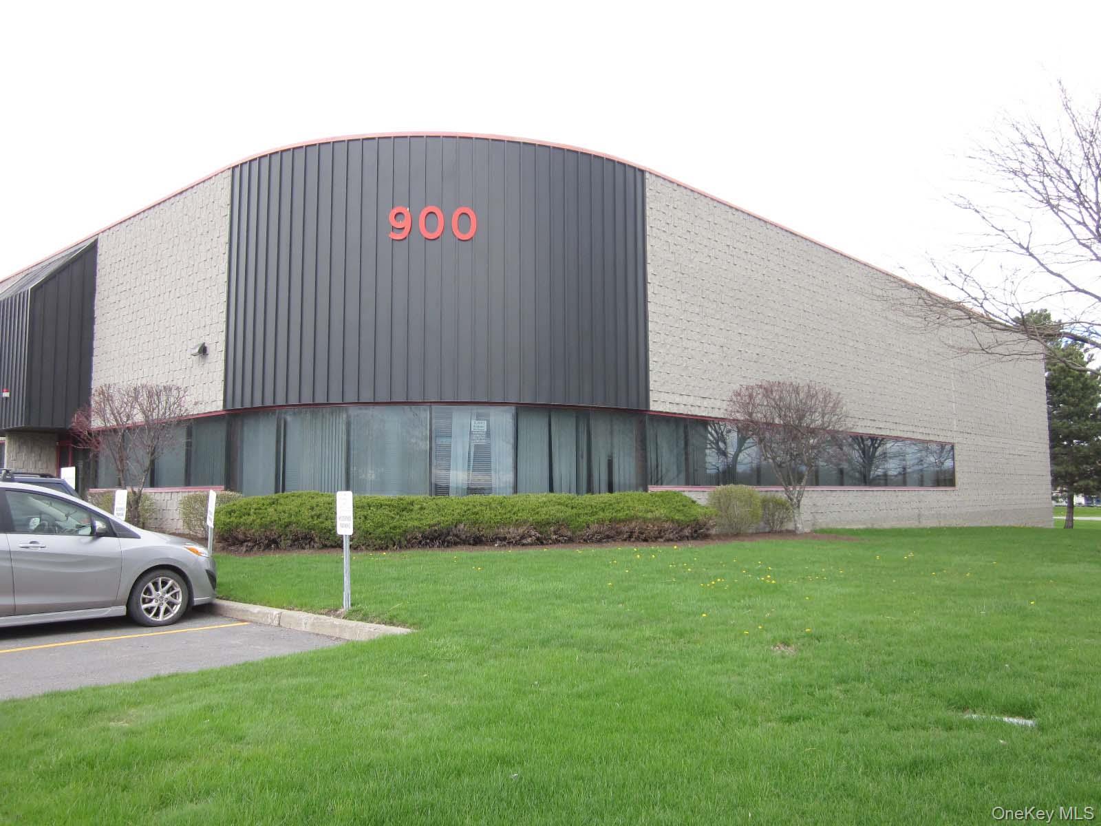 #1 photo, 900 Corporate Boulevard, Newburgh , NY 12550