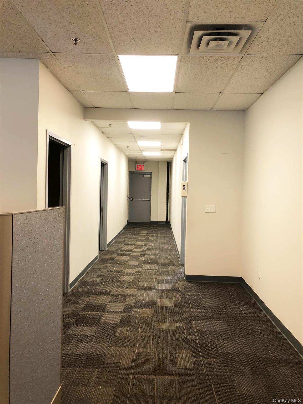 #19 photo, 900 Corporate Boulevard, Newburgh , NY 12550