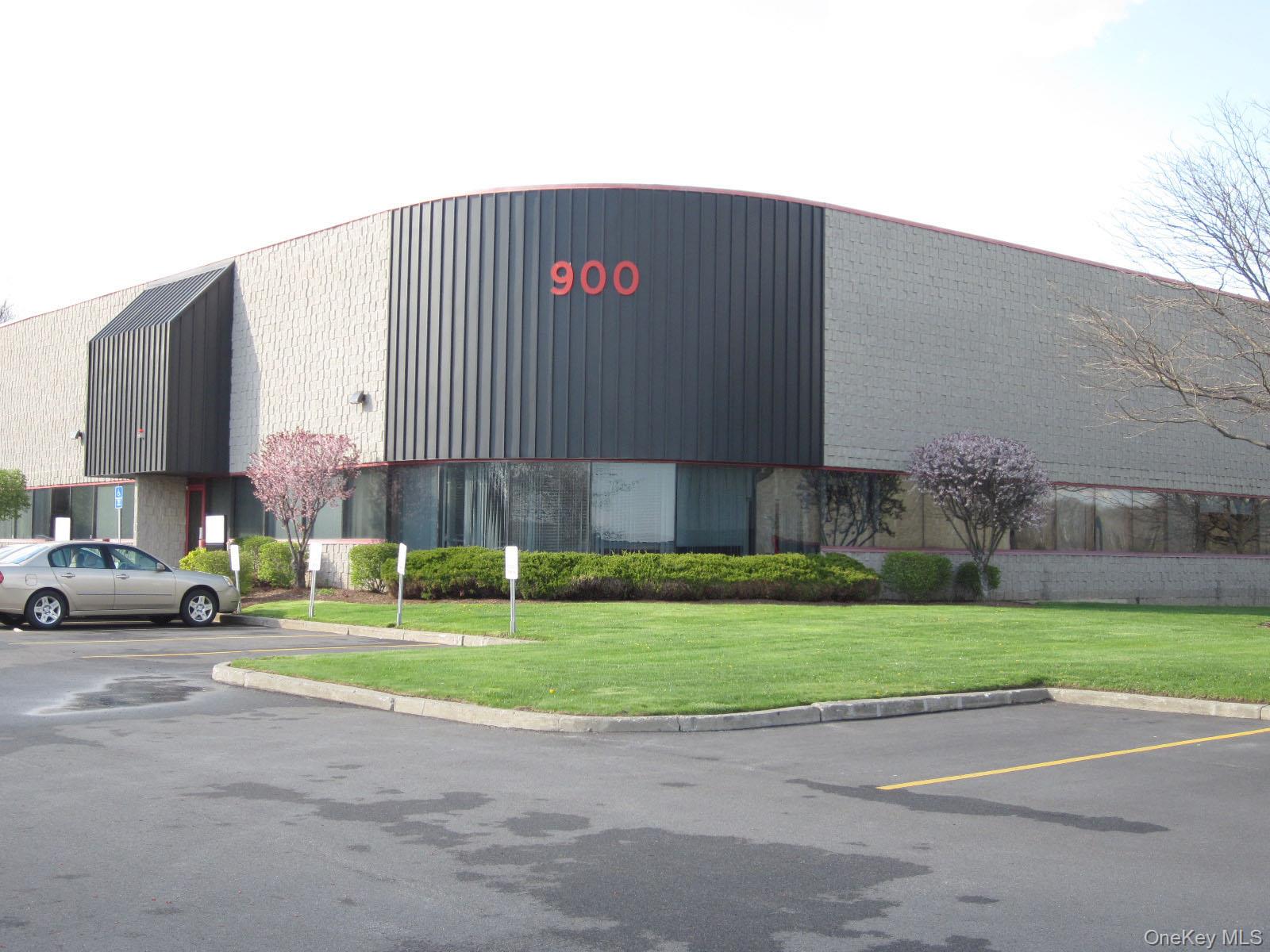 #2 photo, 900 Corporate Boulevard, Newburgh , NY 12550