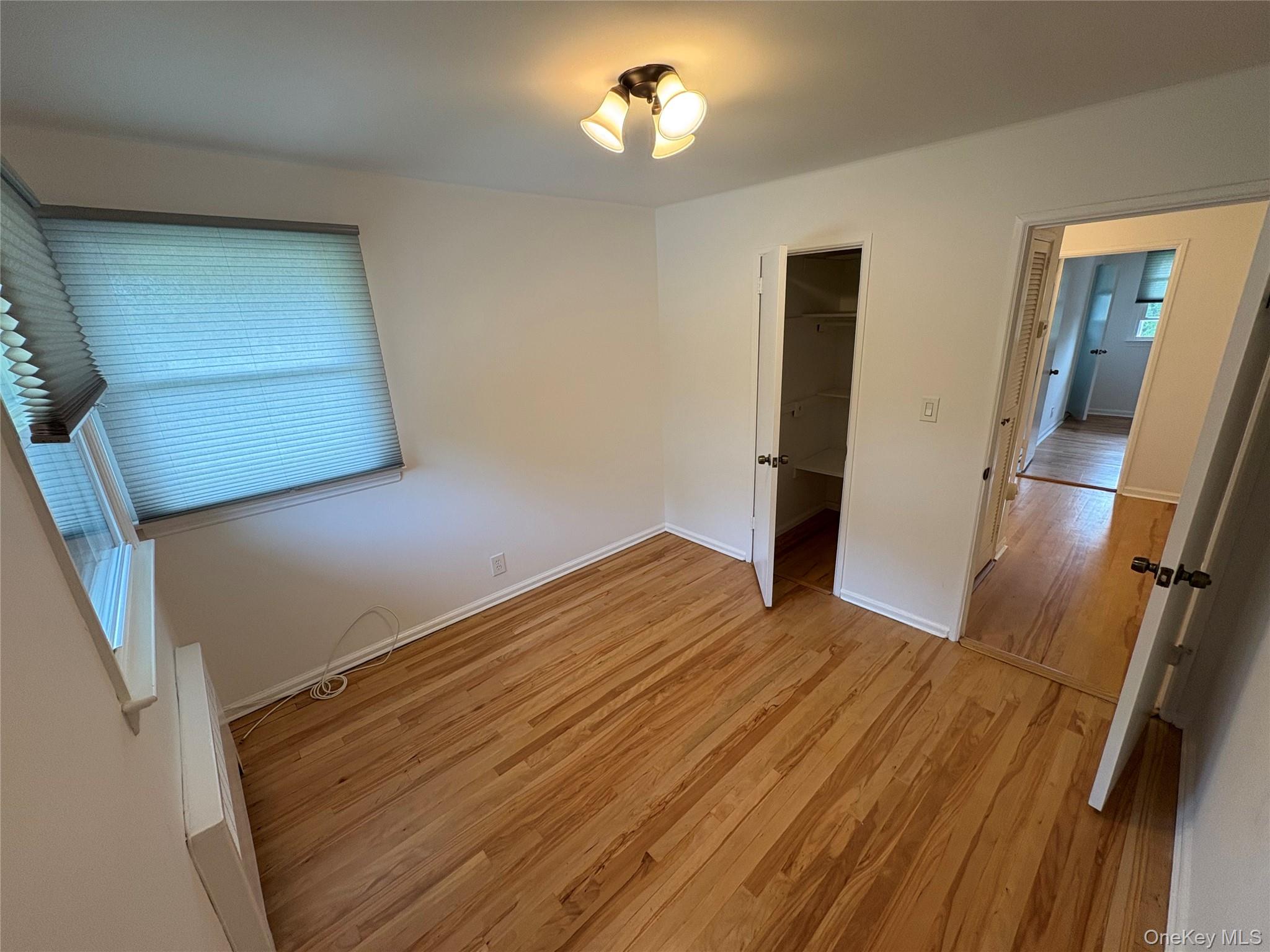 #16 photo, 15 Morris Drive, ナッソー郡 Syosset , NY 11791