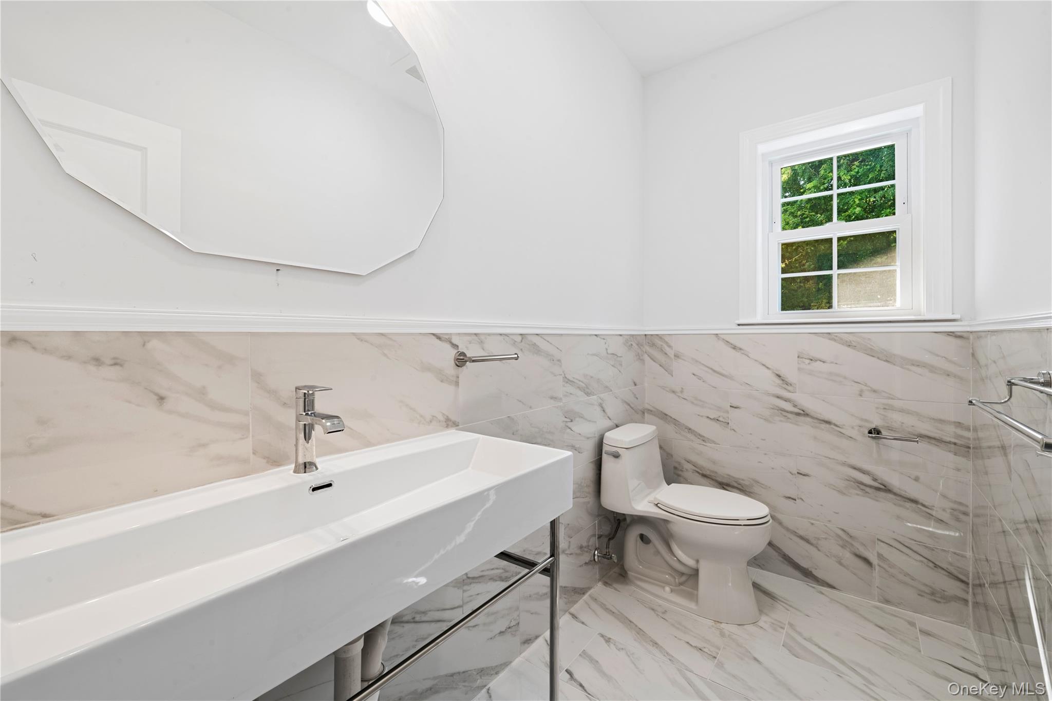 #13 photo, 4 Coventry Court, サフォーク郡 Wheatley Heights , NY 11798