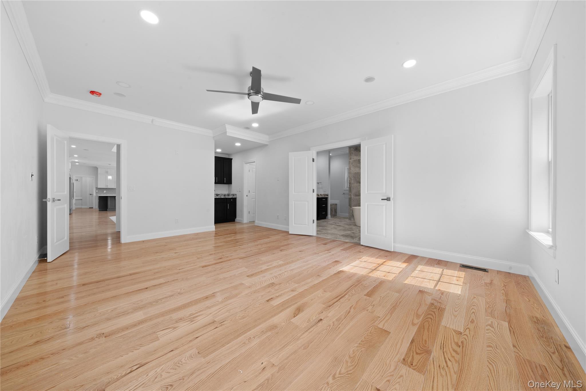 #14 photo, 4 Coventry Court, サフォーク郡 Wheatley Heights , NY 11798