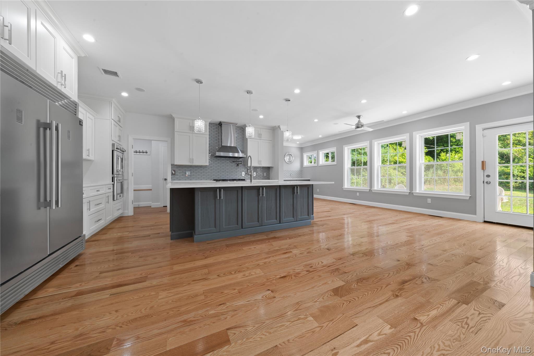 #20 photo, 4 Coventry Court, サフォーク郡 Wheatley Heights , NY 11798