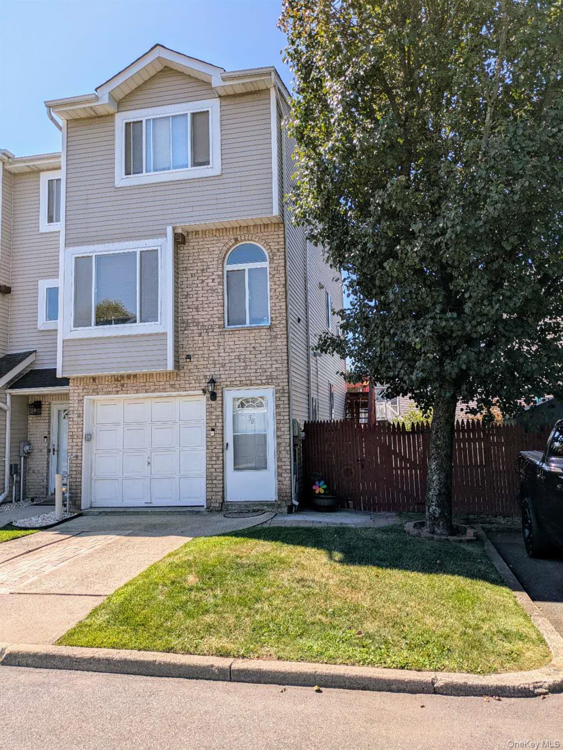 #1 photo, 50 Mallard Lane, スタテンアイランド Staten Island , NY 10309