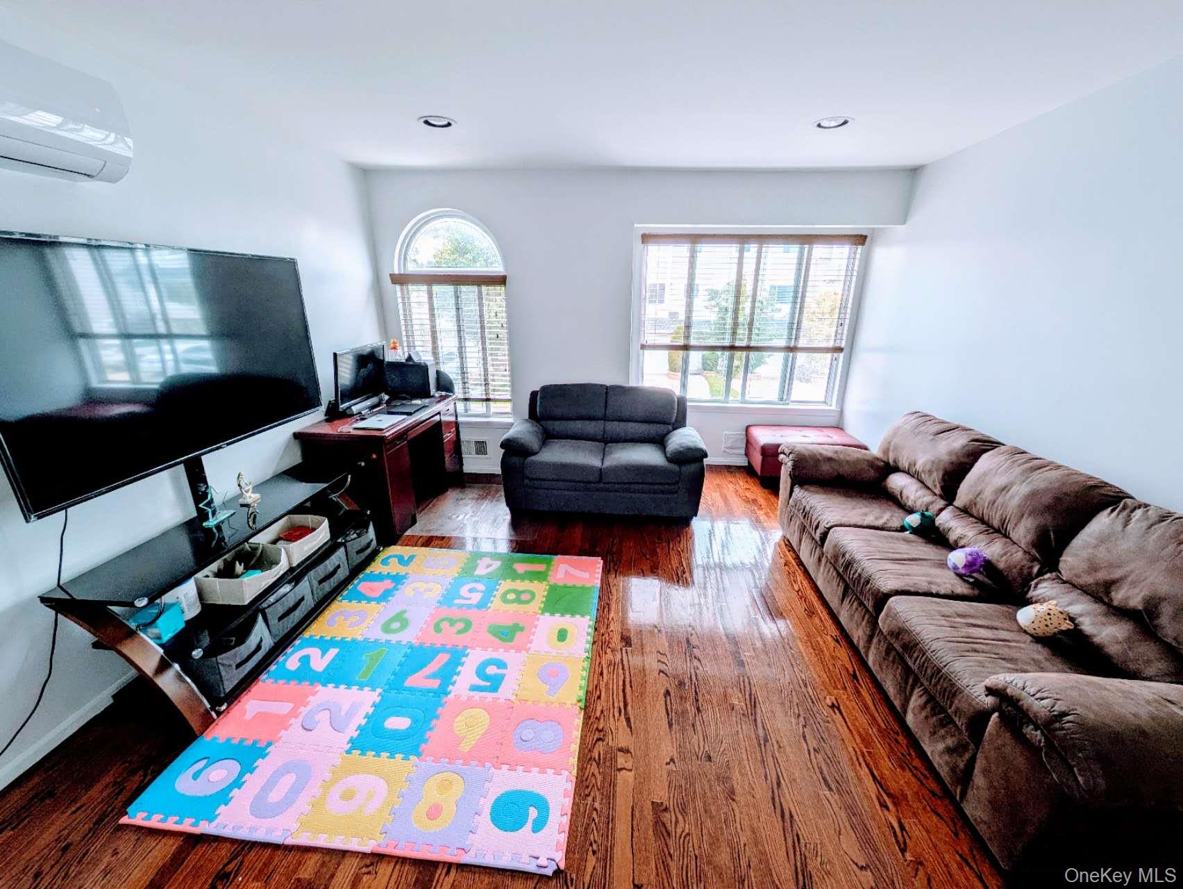 #2 photo, 50 Mallard Lane, スタテンアイランド Staten Island , NY 10309