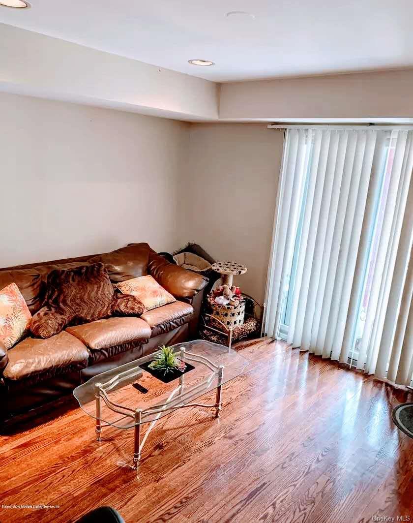 #4 photo, 50 Mallard Lane, スタテンアイランド Staten Island , NY 10309