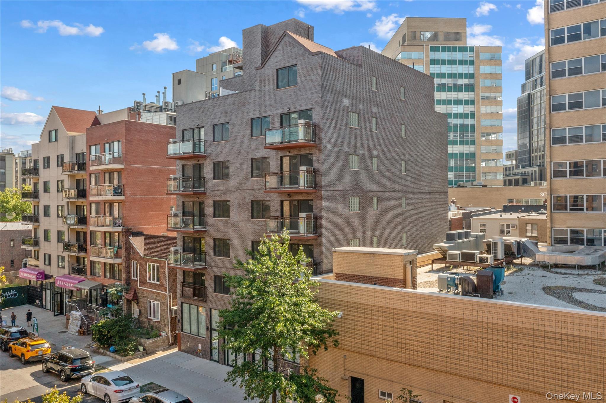 #19 photo, 97-30 64th Avenue, Rego Park , NY 11374