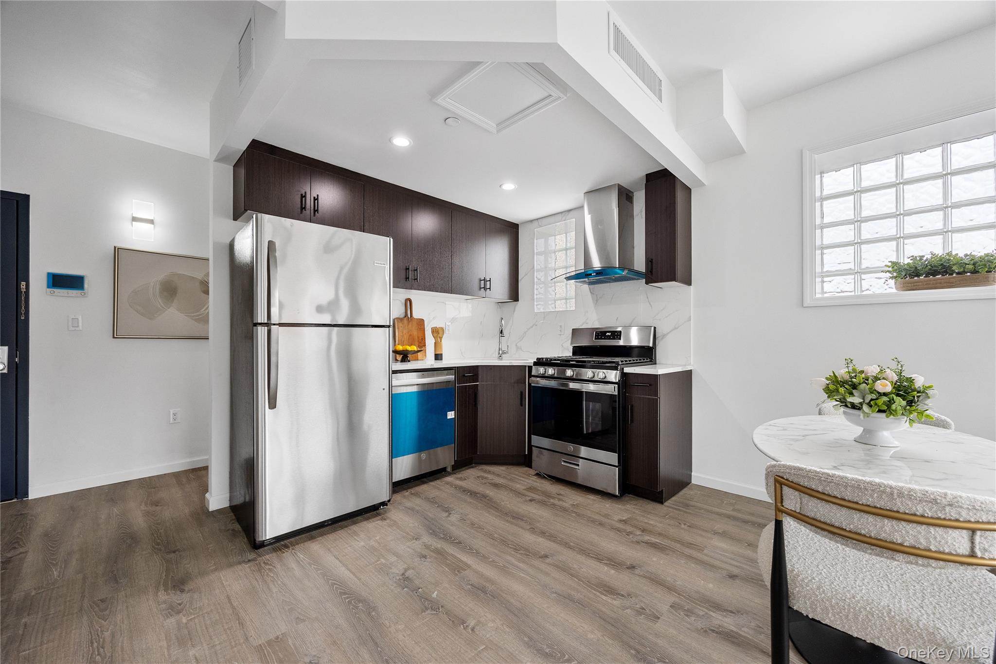 #5 photo, 97-30 64th Avenue, Rego Park , NY 11374