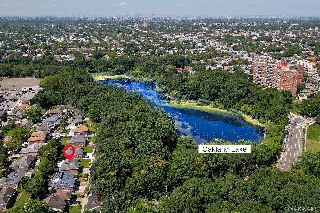 #16 photo, 222-60 Birmington Parkway, クイーンズ区 Bayside , NY 11364