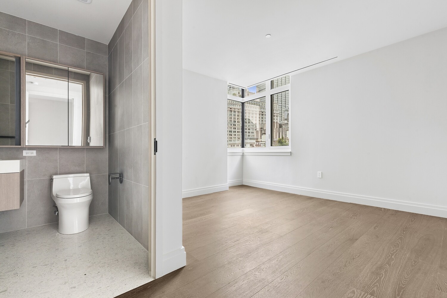 #8 photo, 77 GREENWICH Street, マンハッタン Financial District , NY 10006