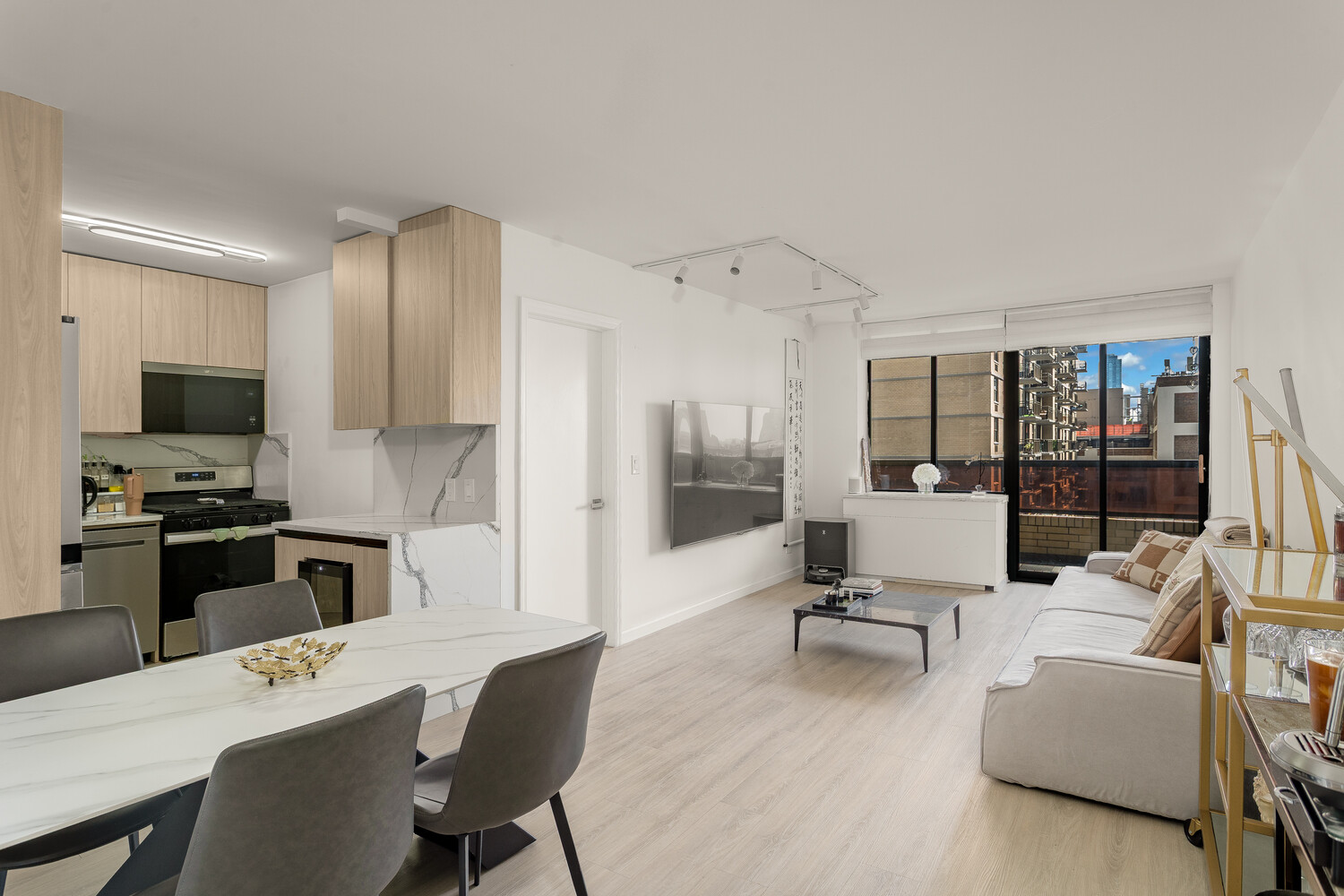 #5 photo, 311 E 38TH Street, マンハッタン Murray Hill , NY 10016