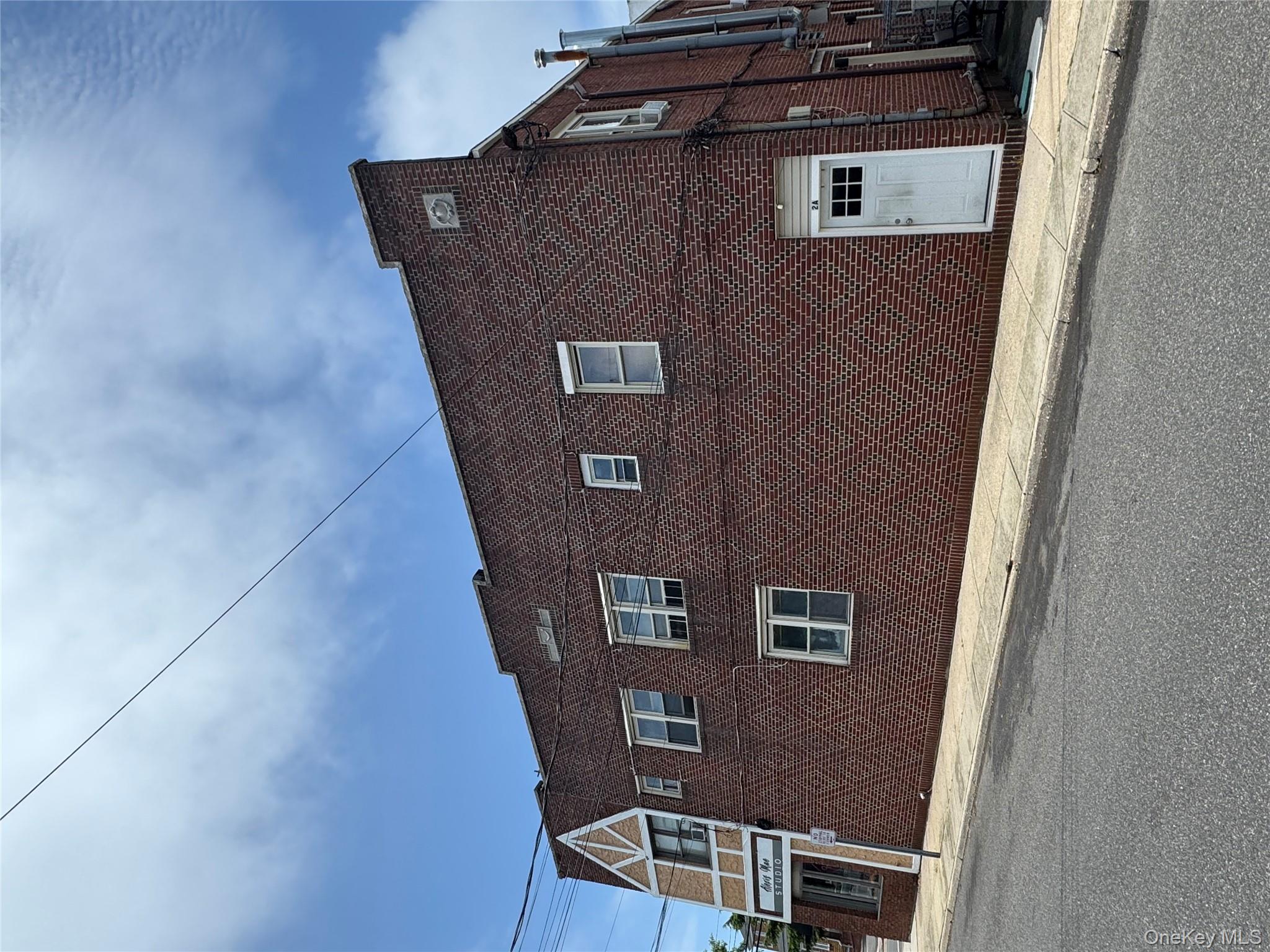 #4 photo, 2A Somerset, サフォーク郡 East Islip , NY 11730