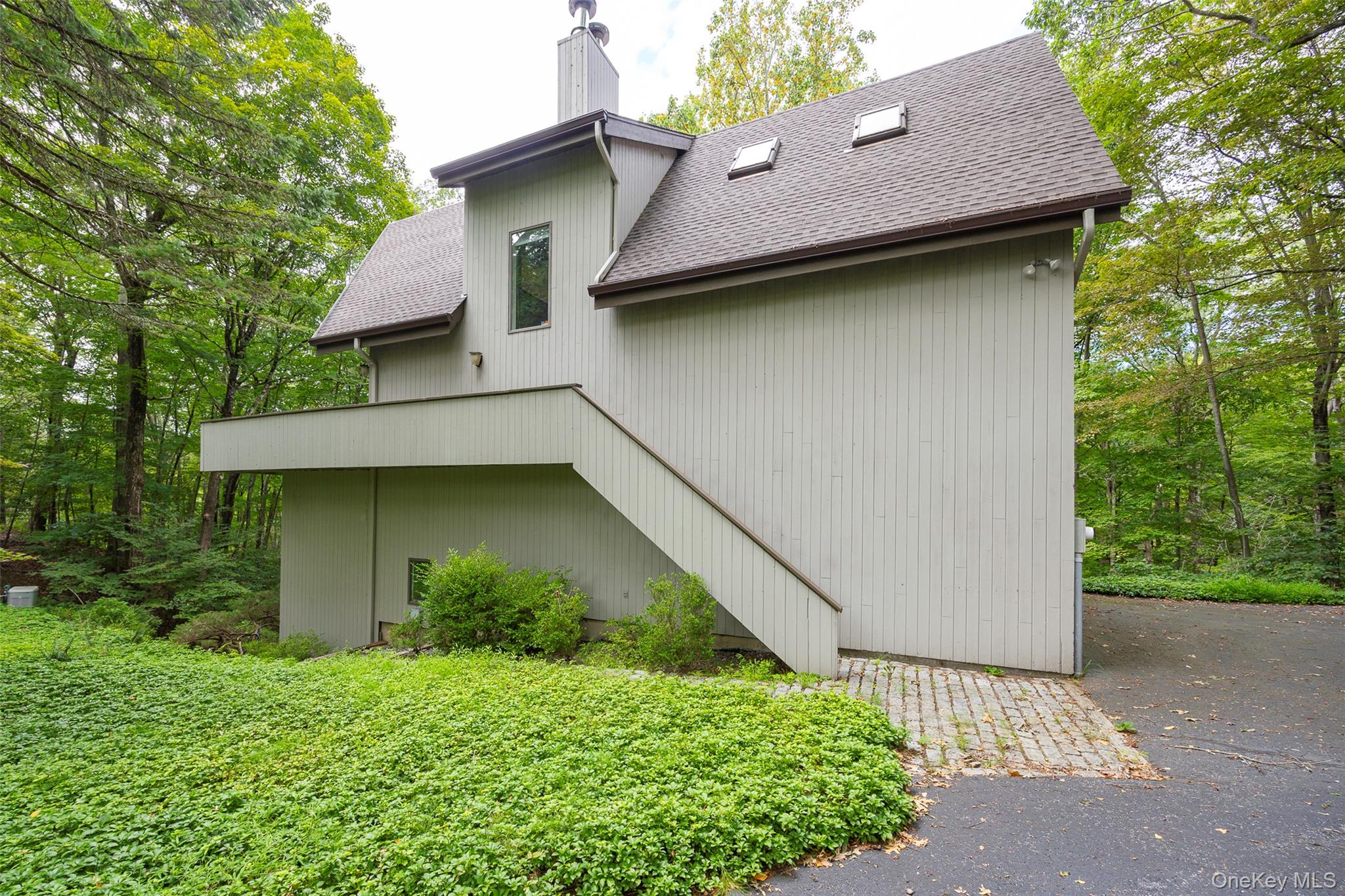 #1 photo, 51 Major Lockwood Lane, Pound Ridge , NY 10576