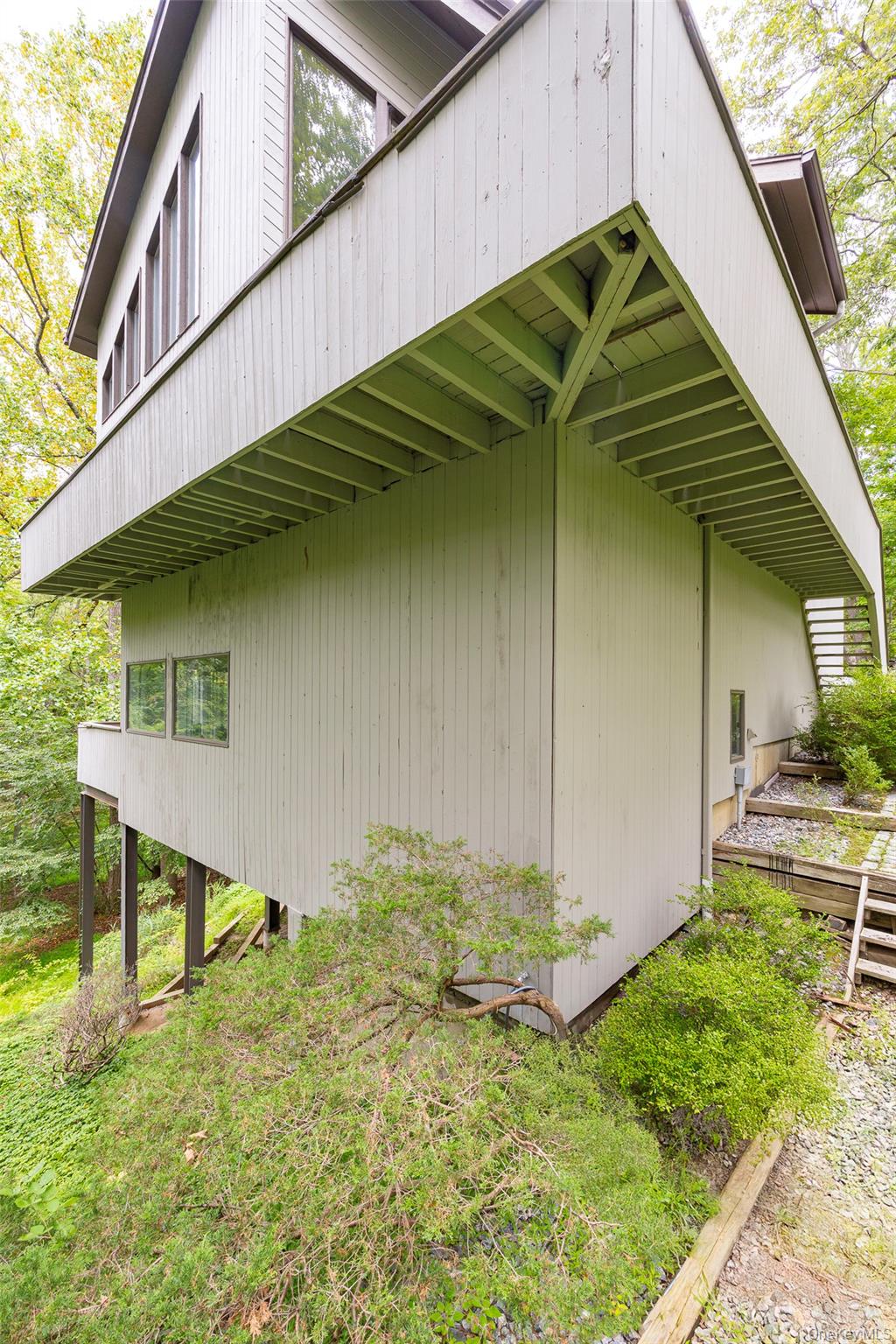 #5 photo, 51 Major Lockwood Lane, Pound Ridge , NY 10576