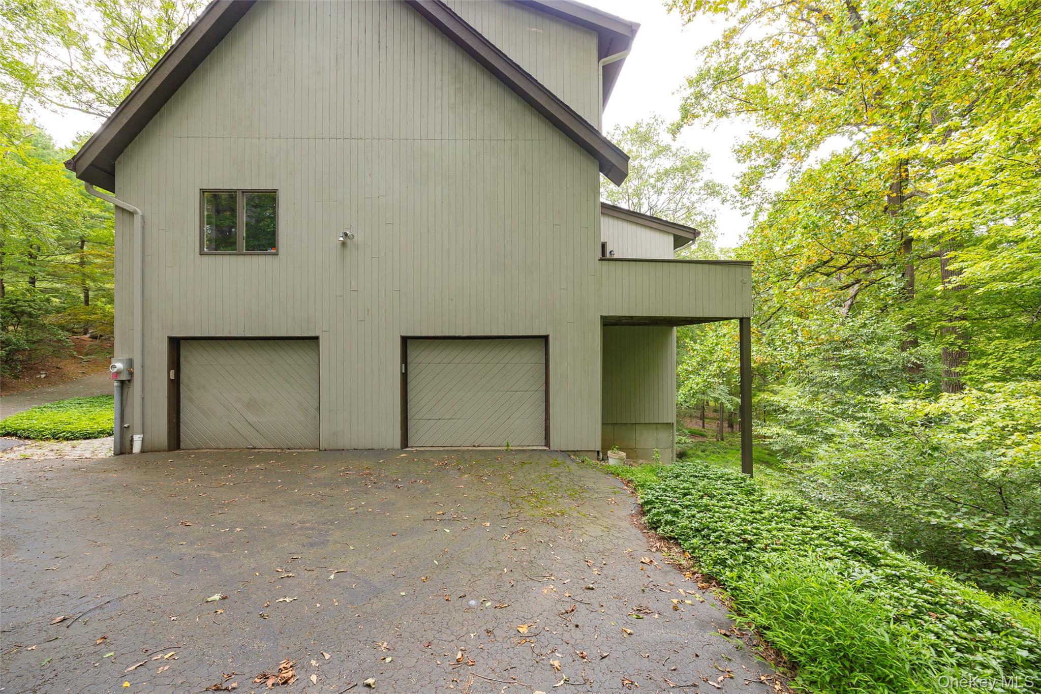 #8 photo, 51 Major Lockwood Lane, Pound Ridge , NY 10576