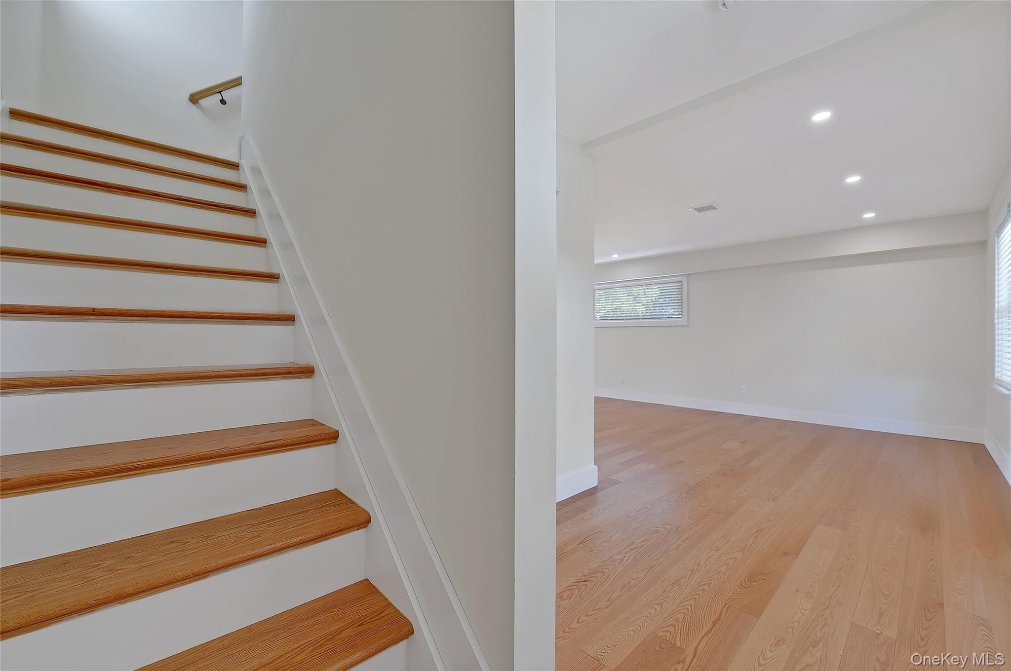 #20 photo, 119 Clark Place, Maybrook , NY 12543