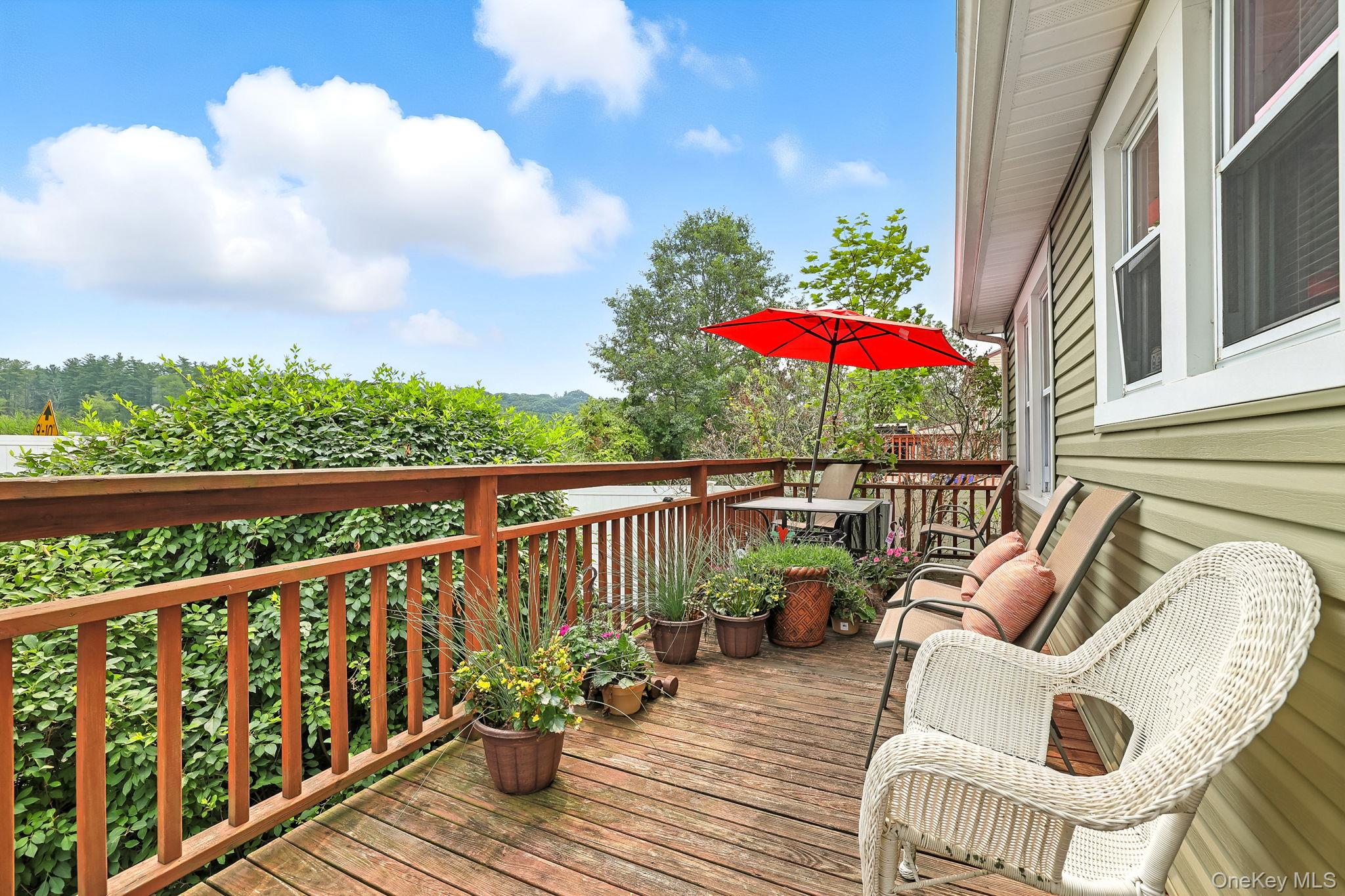 #19 photo, 50 Cloverdale Avenue, White Plains , NY 10603