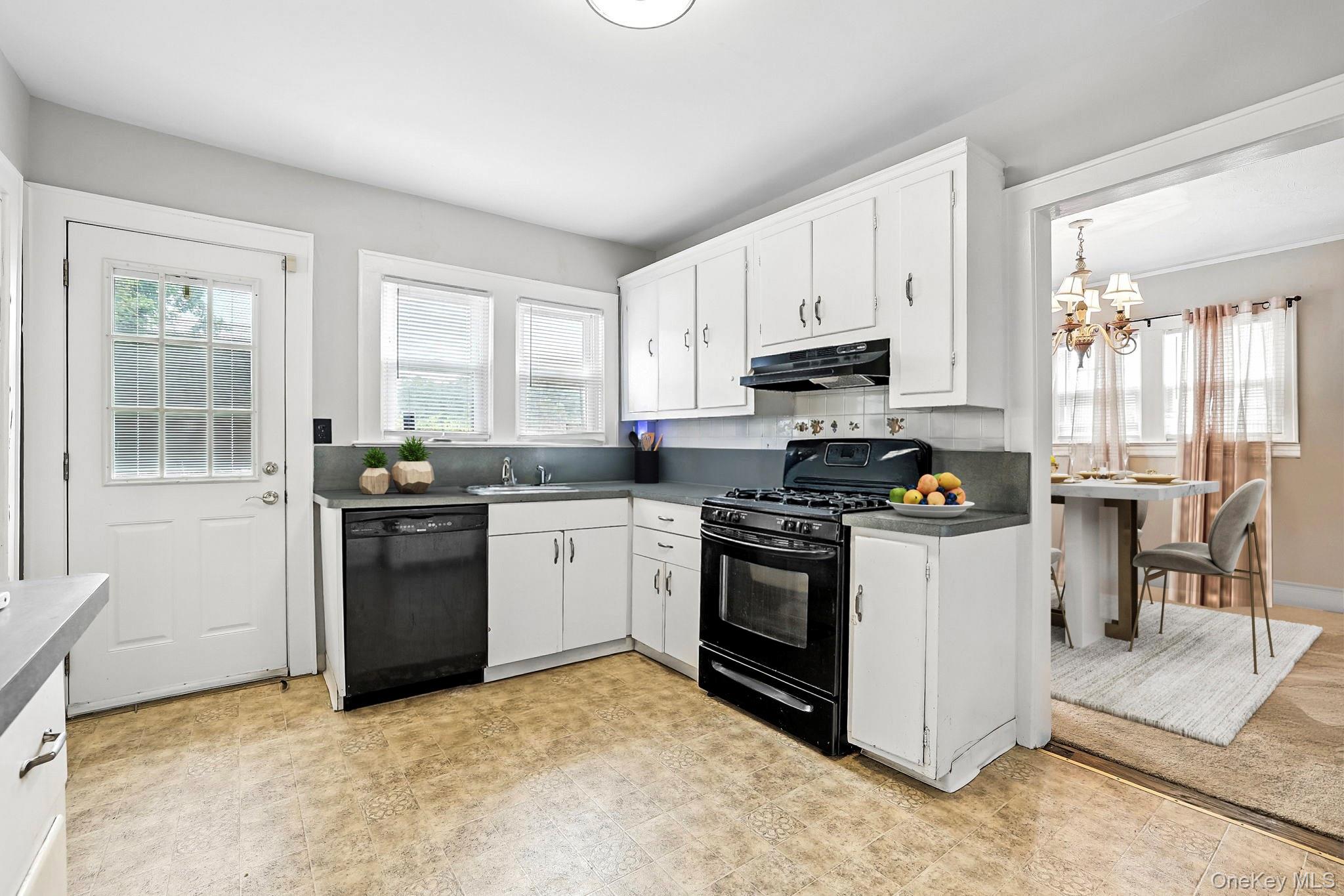 #9 photo, 50 Cloverdale Avenue, White Plains , NY 10603