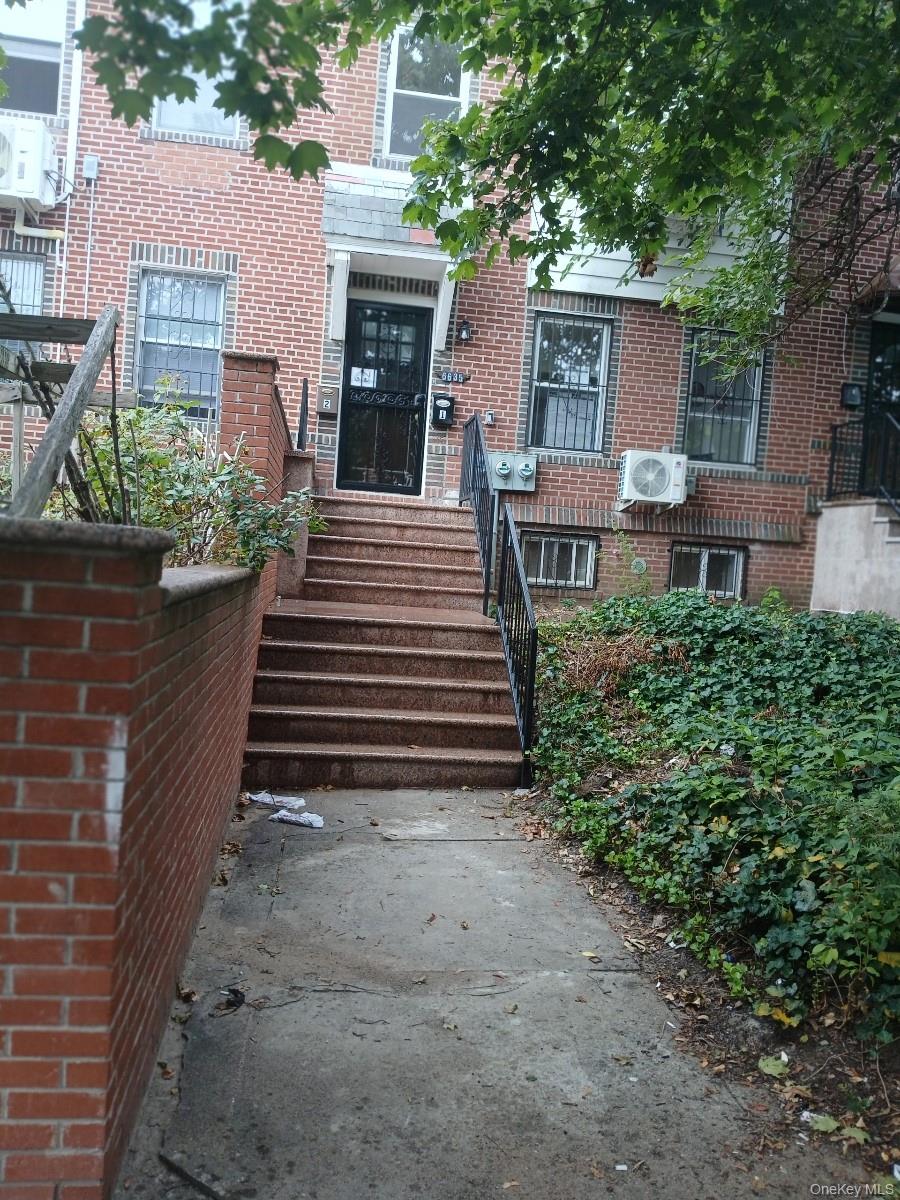 #1 photo, 6635 Booth Street, كوينز Rego Park , NY 11374