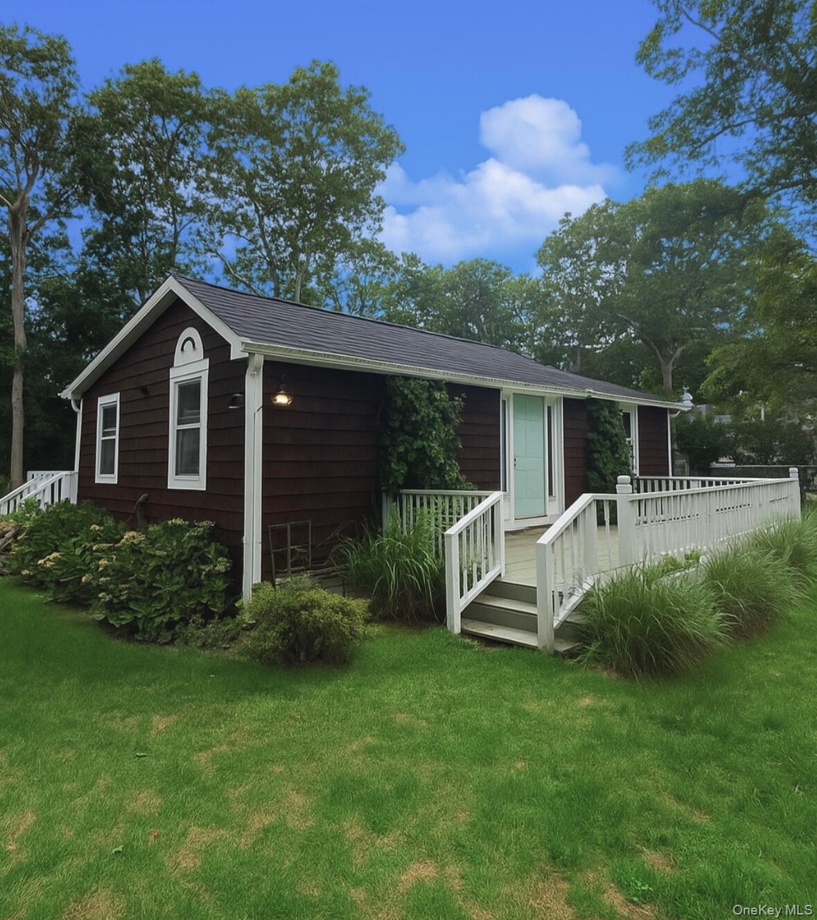 #2 photo, 61 Squires Avenue, サフォーク郡 East Quogue , NY 11942