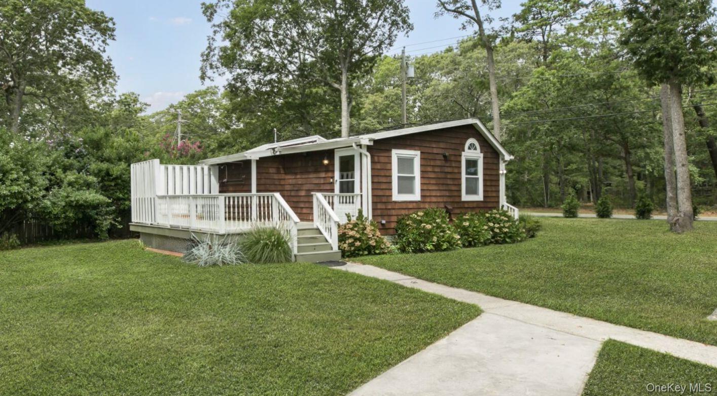 #3 photo, 61 Squires Avenue, サフォーク郡 East Quogue , NY 11942