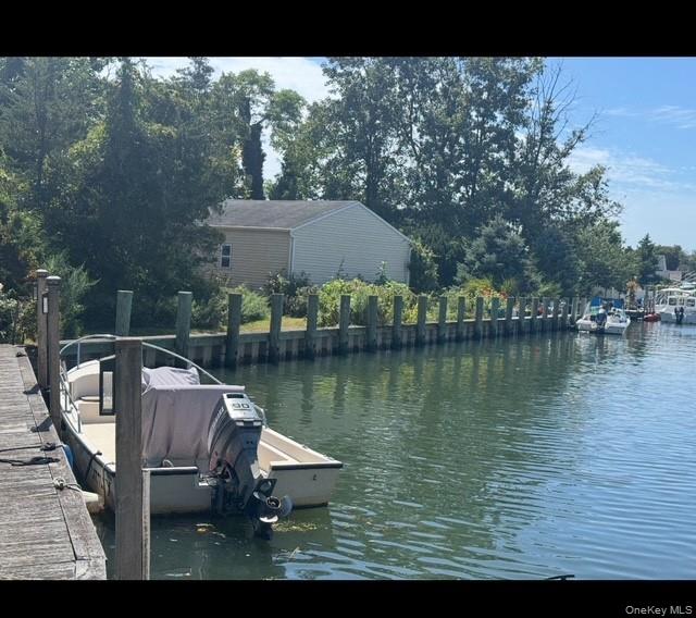 #15 photo, 7 Swartout Place, サフォーク郡 Amityville , NY 11701