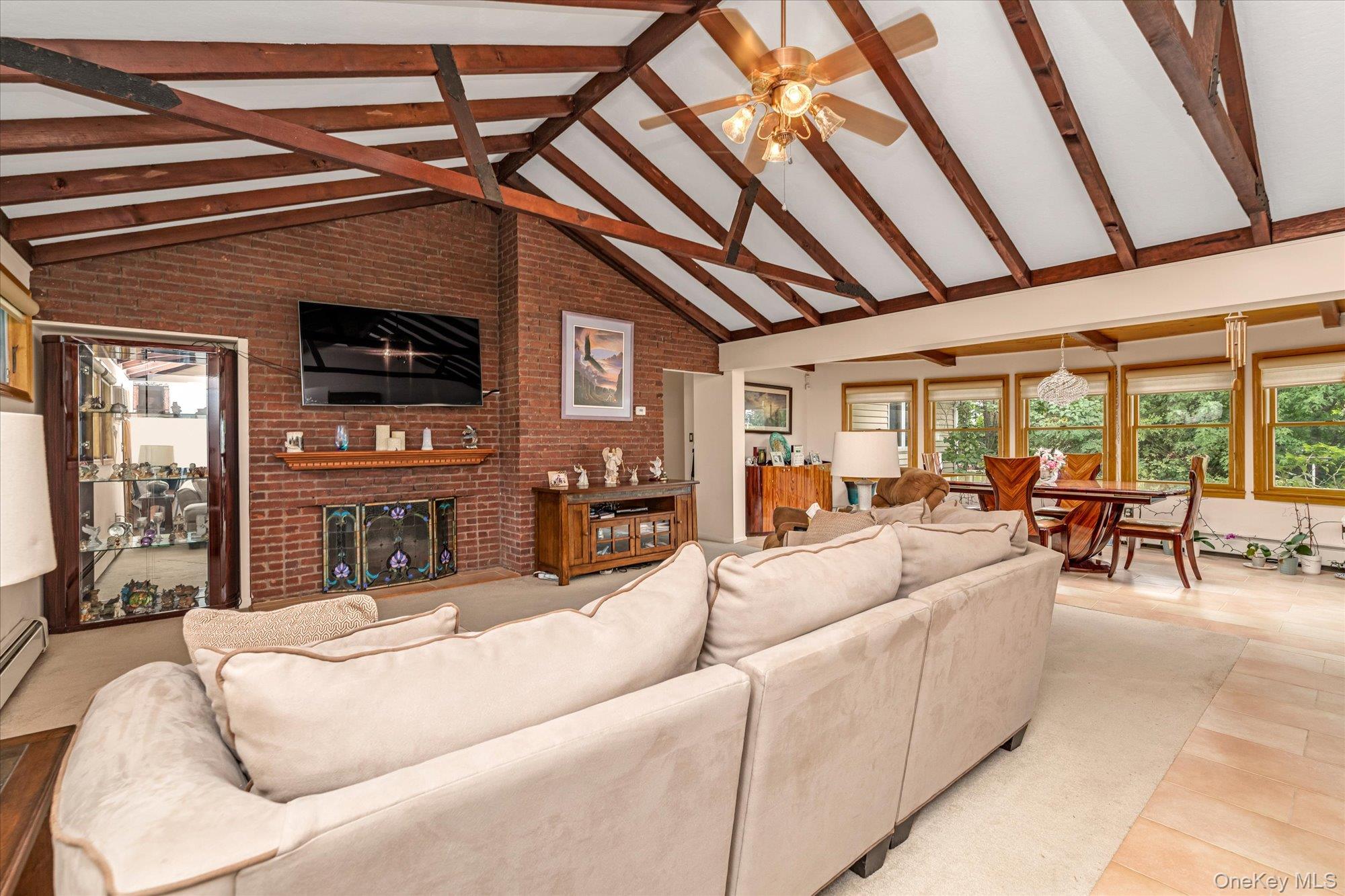 #3 photo, 7 Swartout Place, サフォーク郡 Amityville , NY 11701