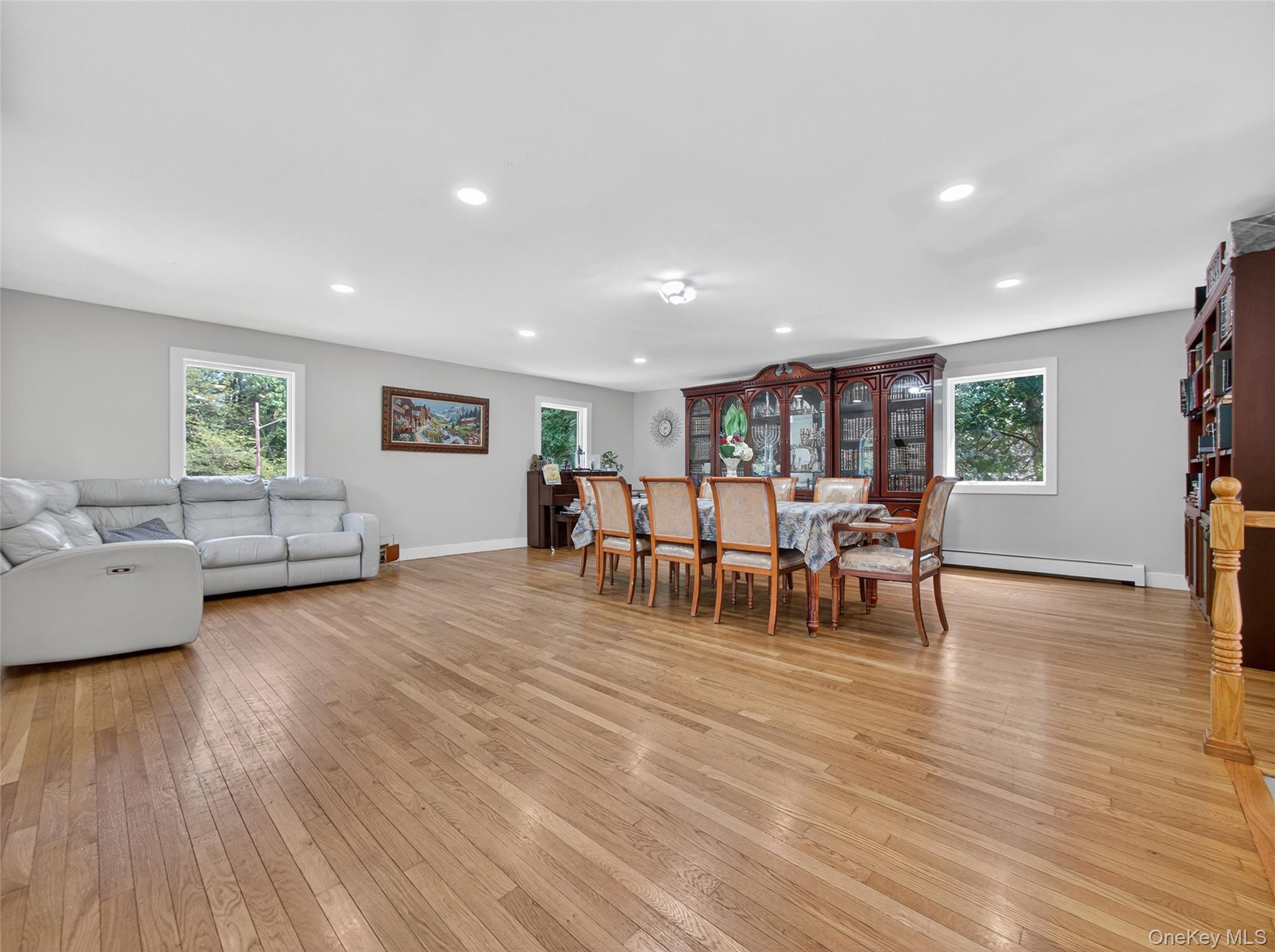 #10 photo, 7 Eleanor Place, Airmont , NY 10952