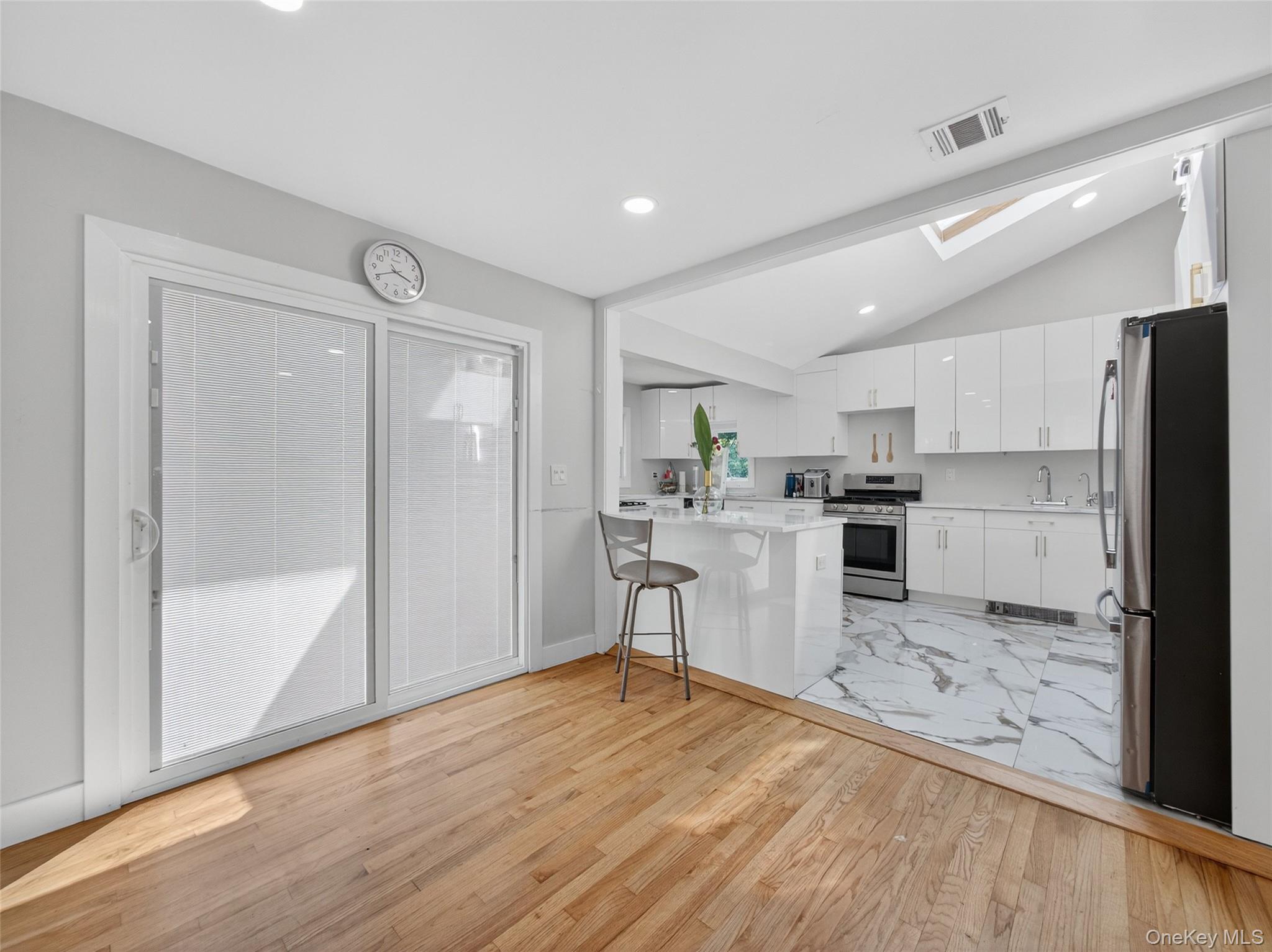 #12 photo, 7 Eleanor Place, Airmont , NY 10952