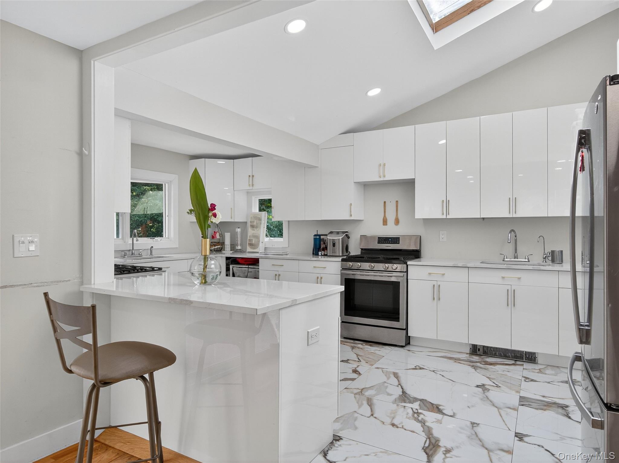 #17 photo, 7 Eleanor Place, Airmont , NY 10952